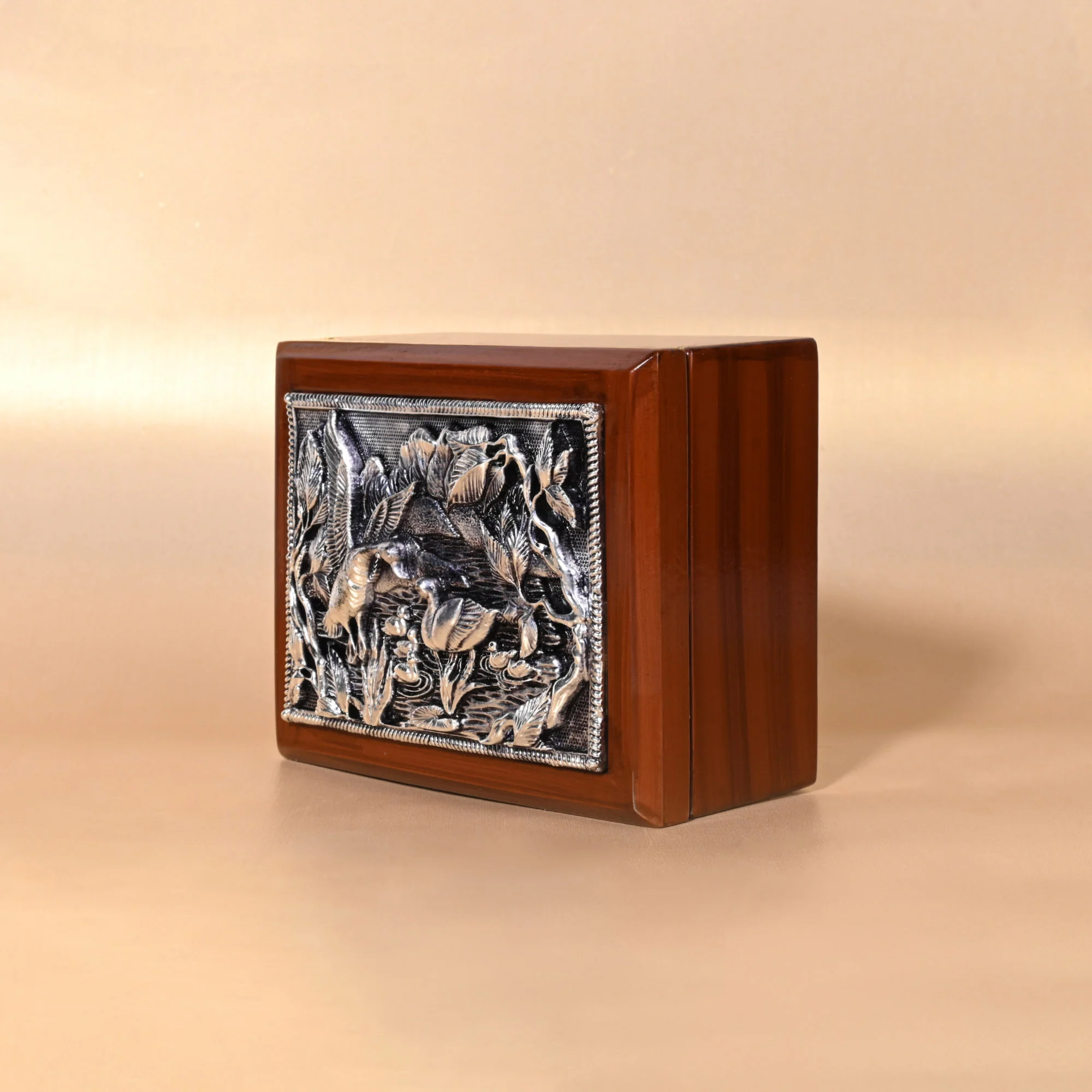999 Silver Motif Dry Fruits Box - Image 3