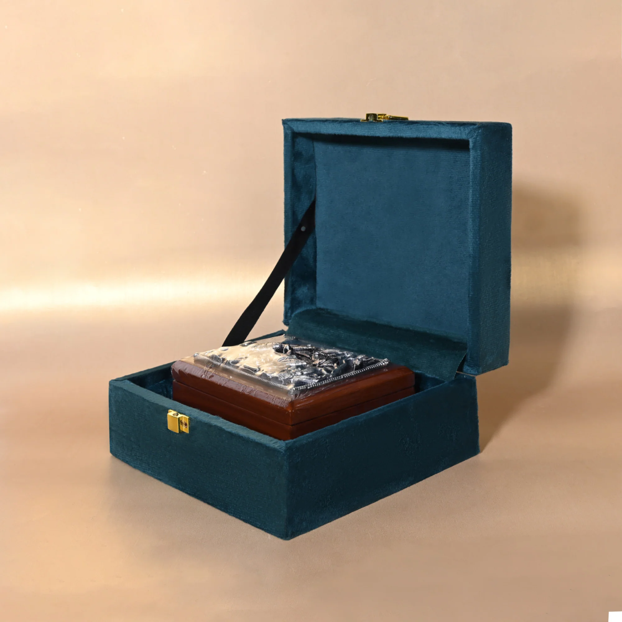 999 Silver Motif Dry Fruits Box - Image 5