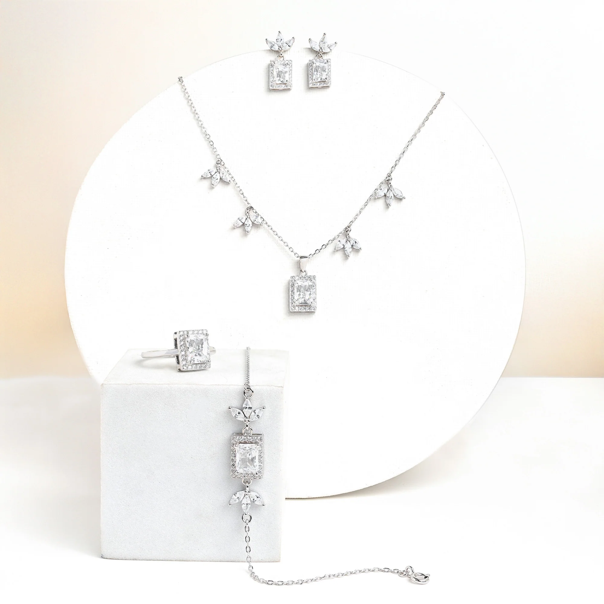 Aurora Gemstone Jewellery Set - Image 35