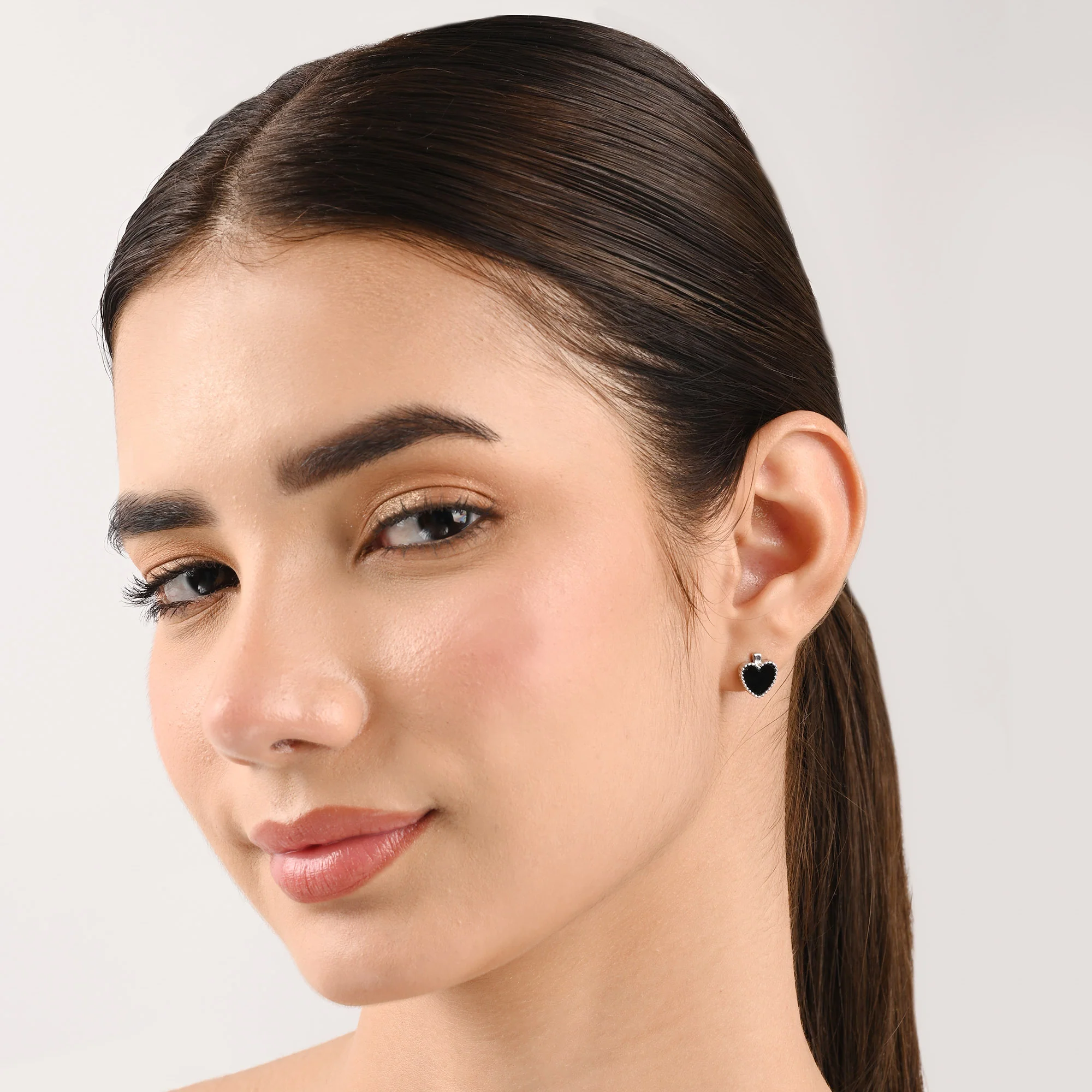 Beaded Edge Heart Stud Earrings - Image 5