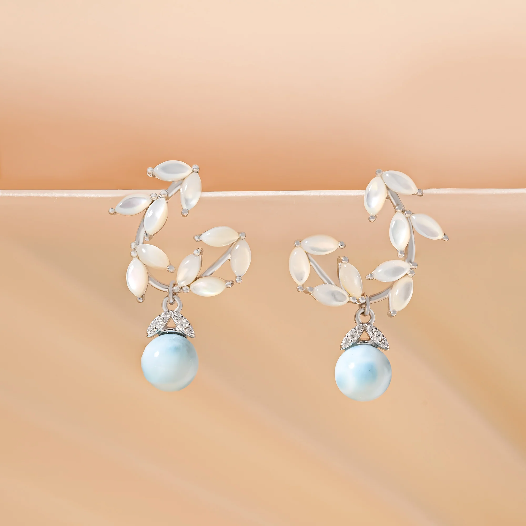 Pearl Beads Leaf Earring