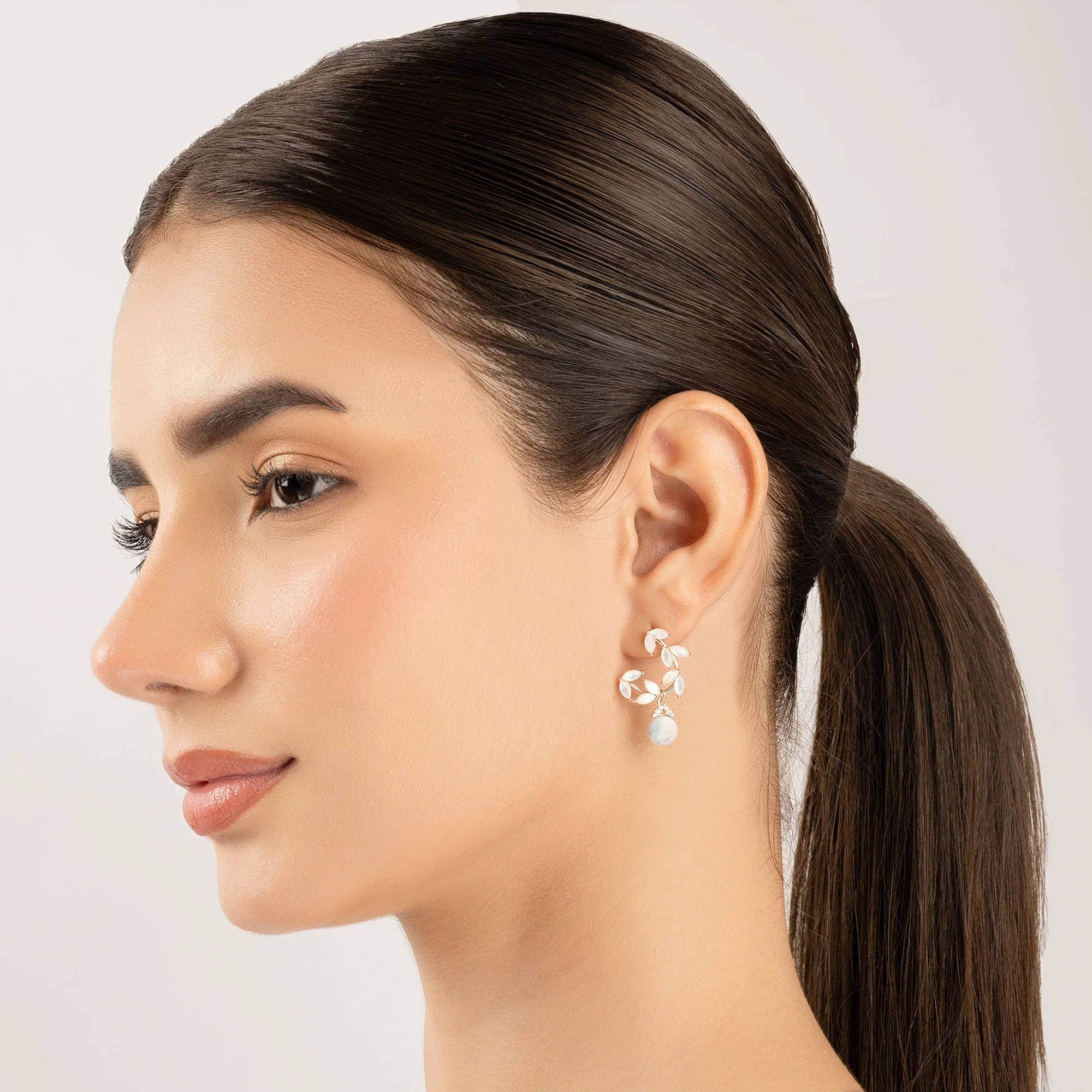 Pearl Beads Leaf Earring - Image 9
