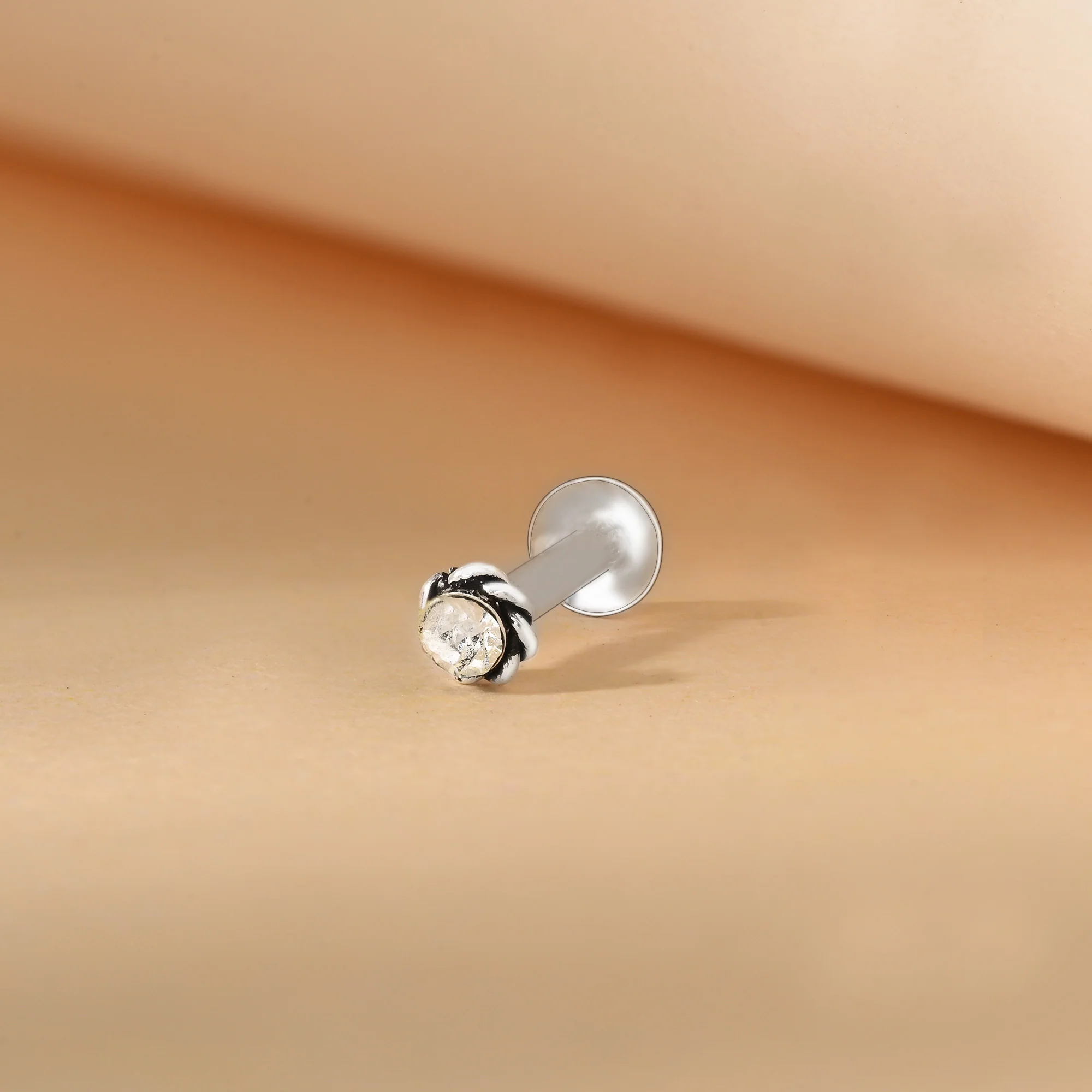 Braided Shine Nose Pin
