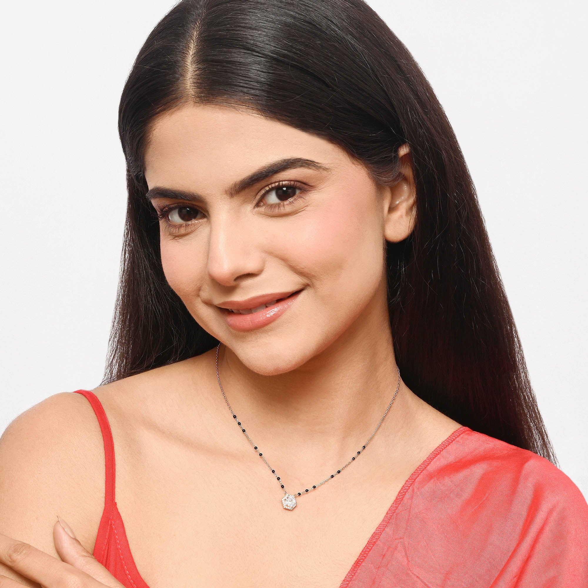 Celeste Hex Halo Mangalsutra - Image 8