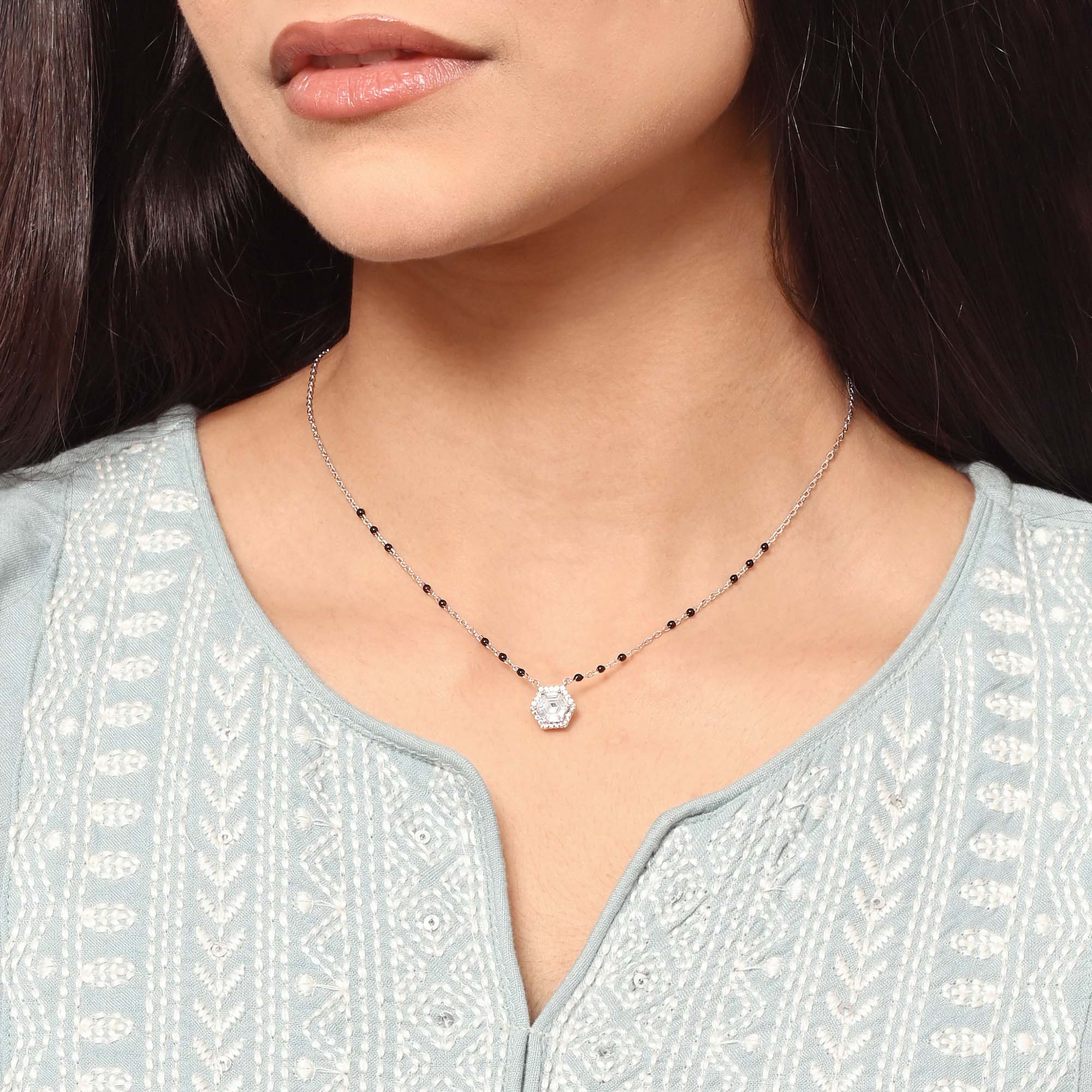 Celeste Hex Halo Mangalsutra - Image 5