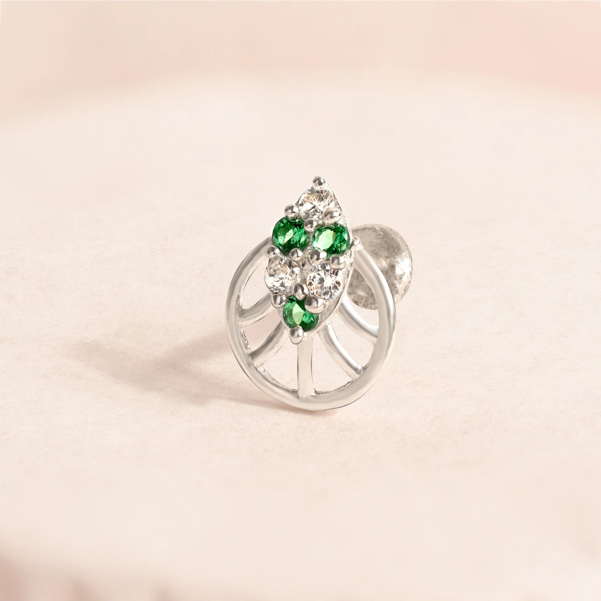 Classic Cluster Silver Nose Pin - Image 3