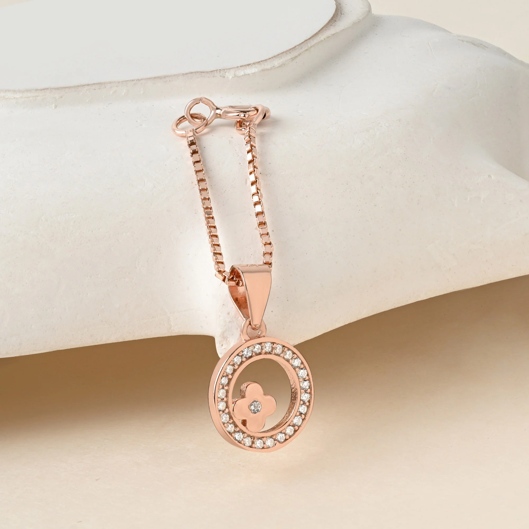 Clover Orbit Charm