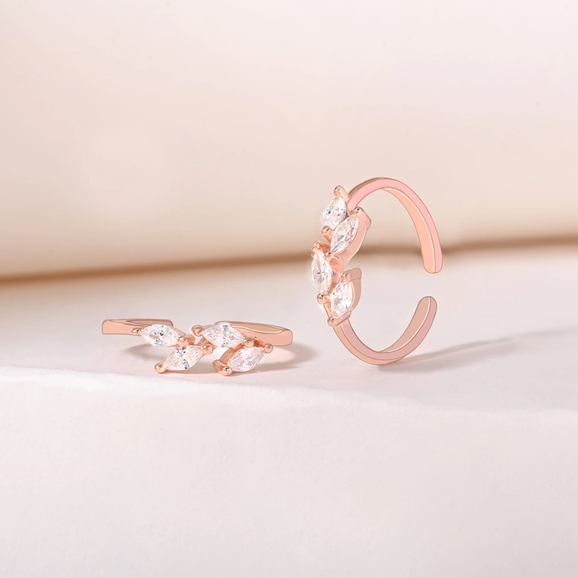 Crystal Flare Toe Ring