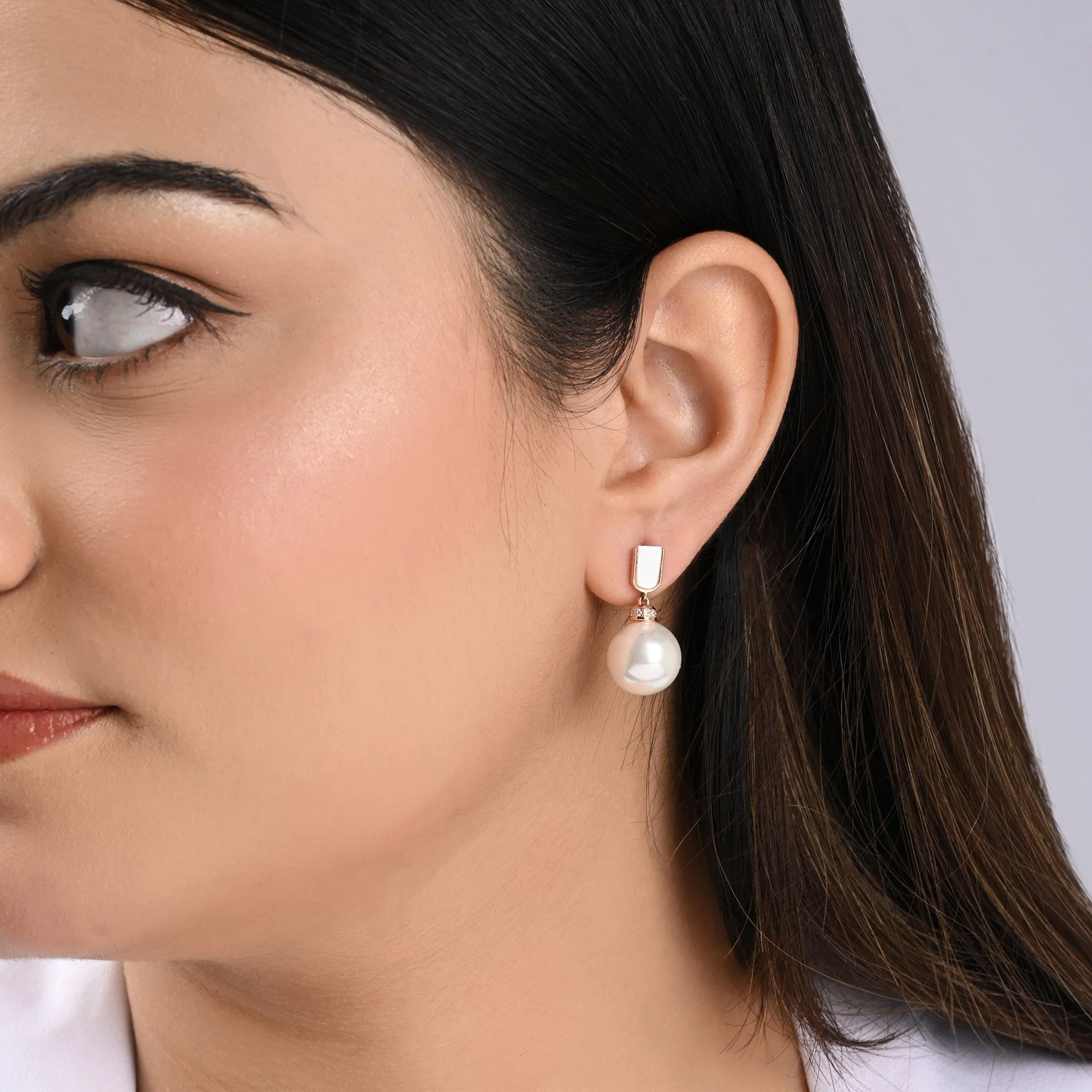 Drop Pearl Earrings - Image 10