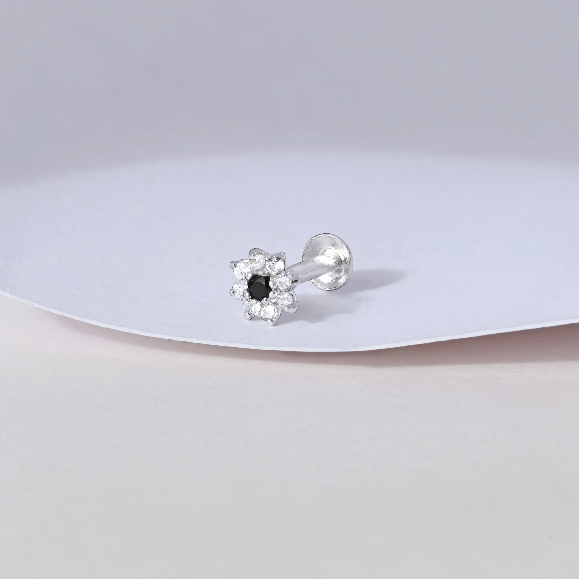 Floral Bloom Silver Nose Pin - Image 5