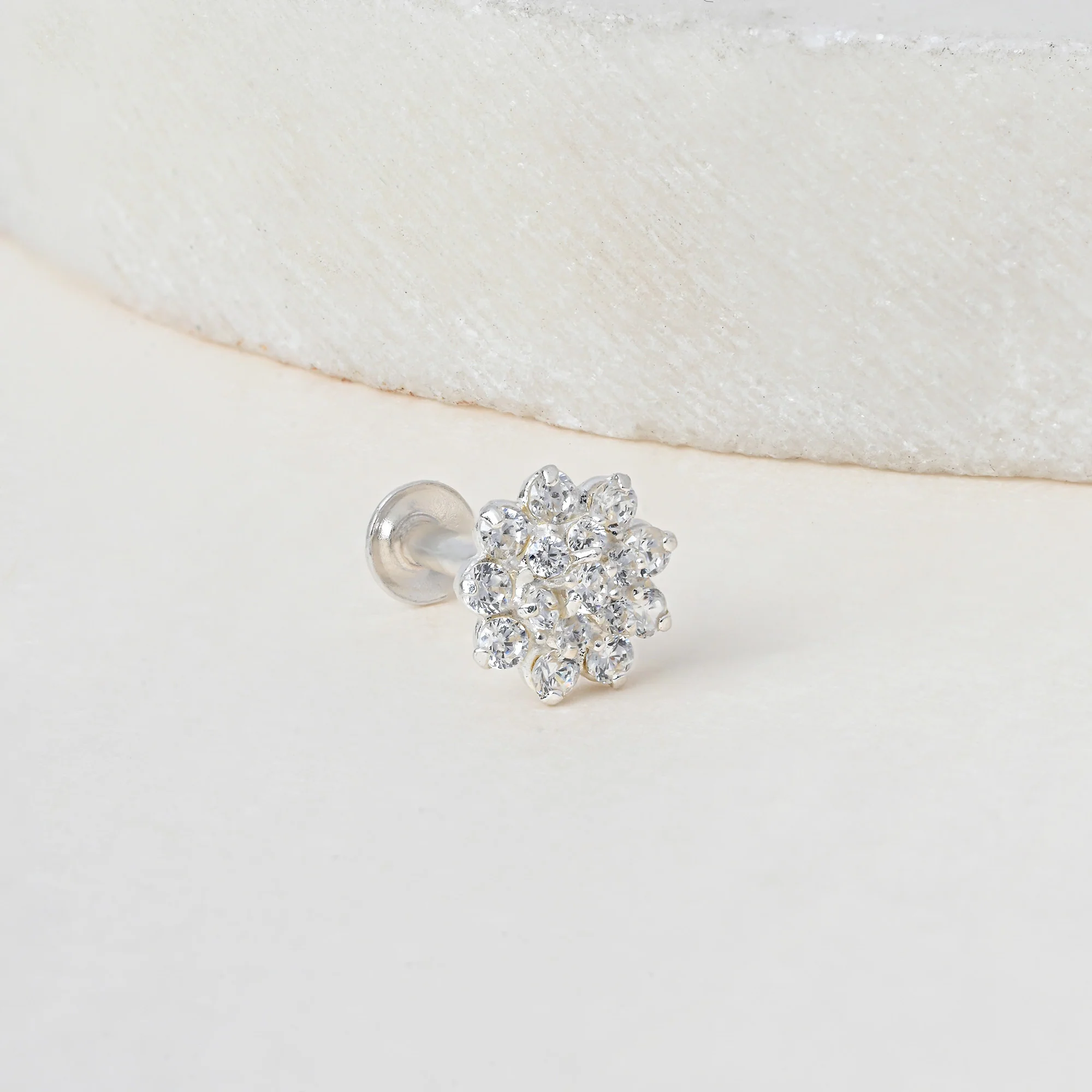 Floral Cluster Silver Nose Pin - Image 5