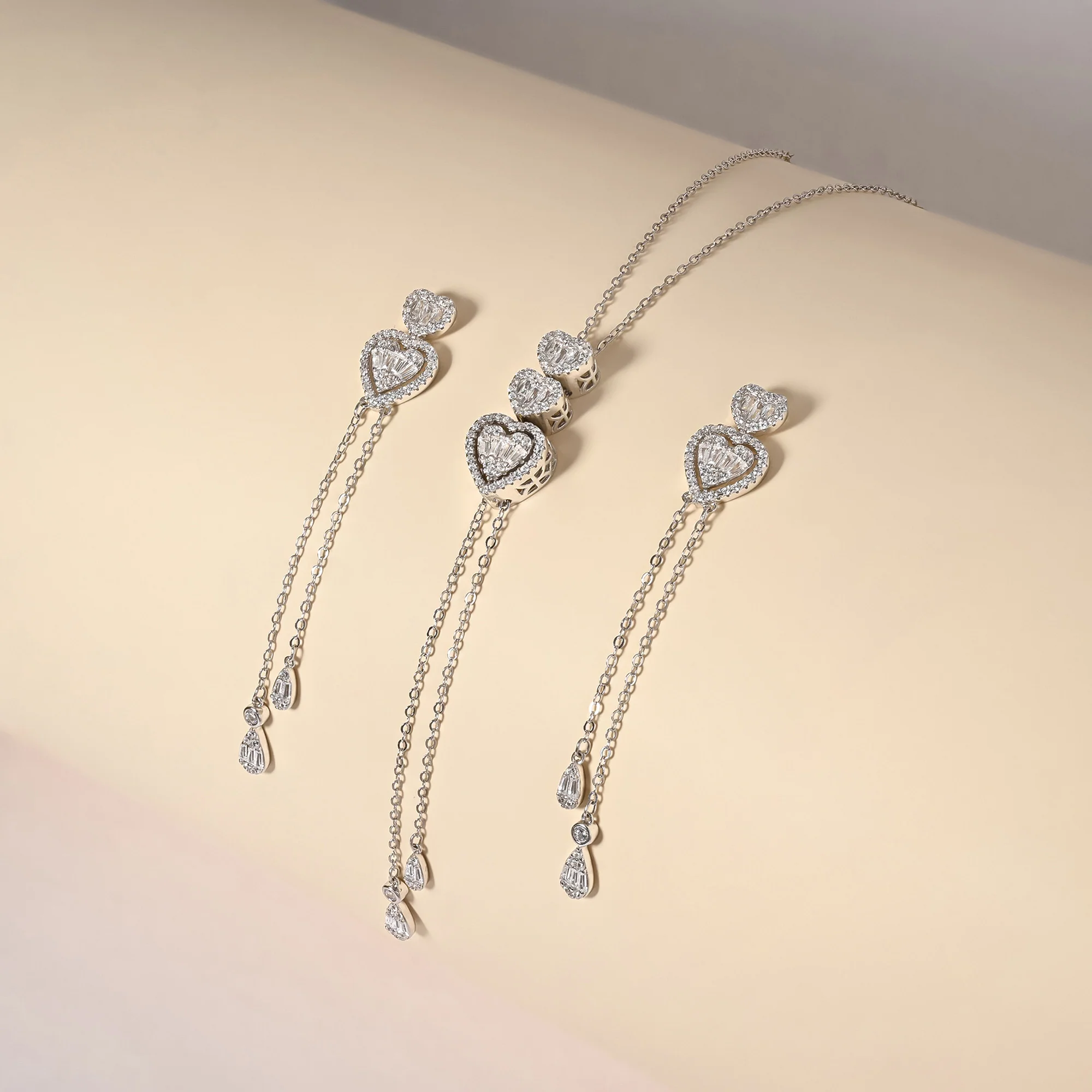 Graceful Heartstrings Silver Necklace Set - Image 17