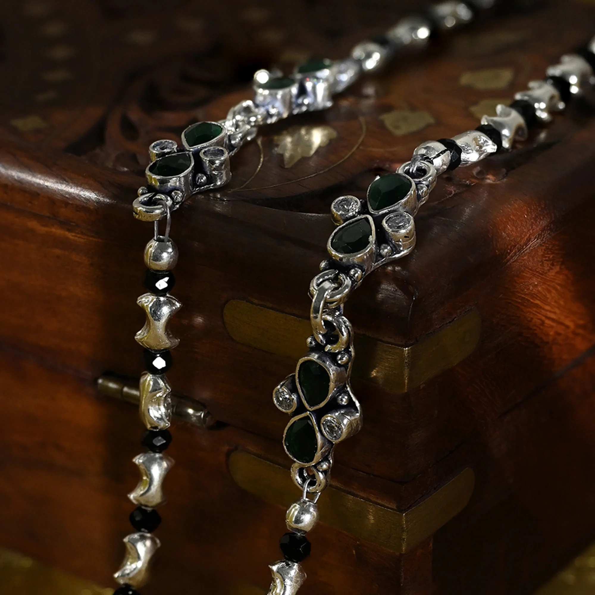 Green Stone Floral Motif Silver Anklets - Image 3