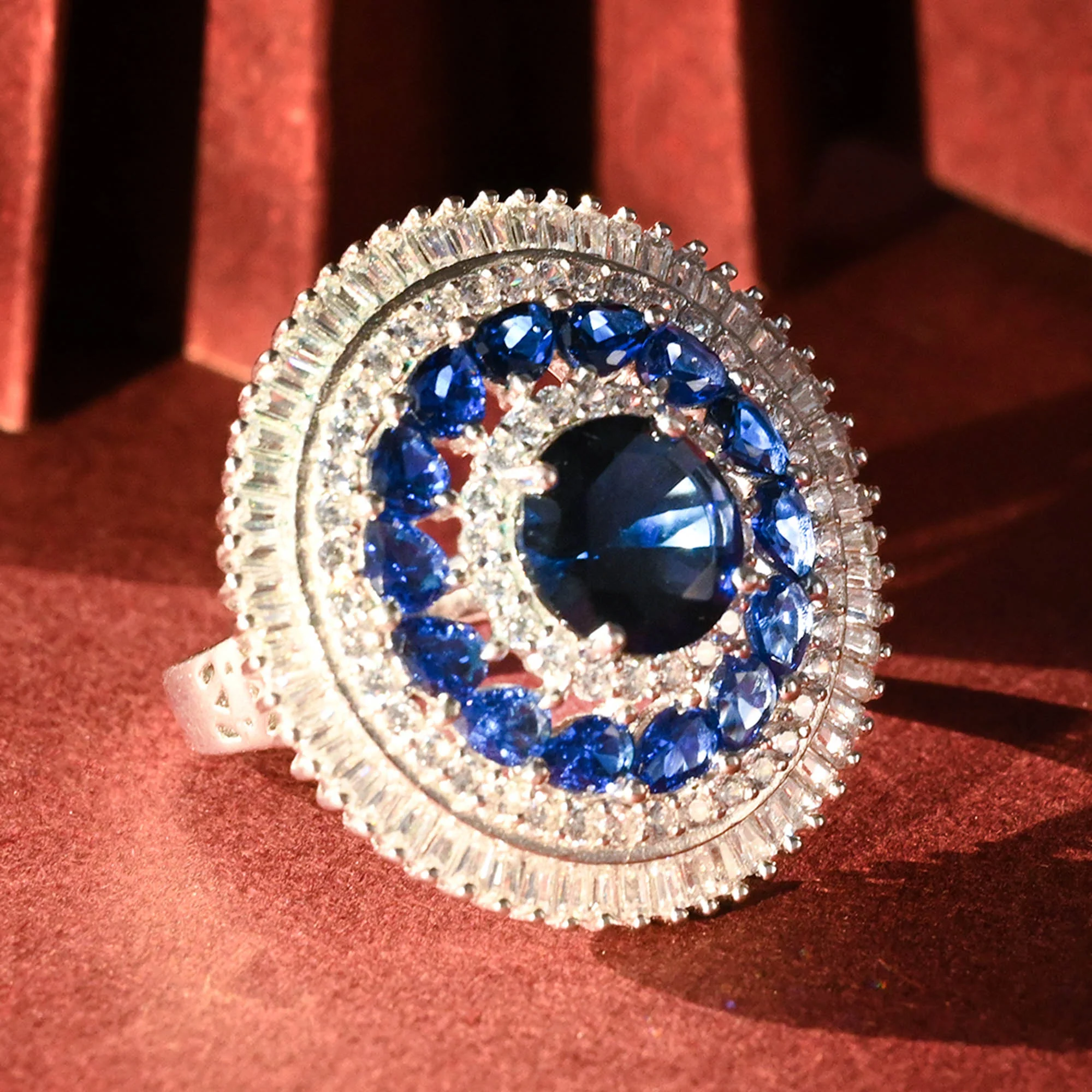 Haloeed Silver Ring - Image 4