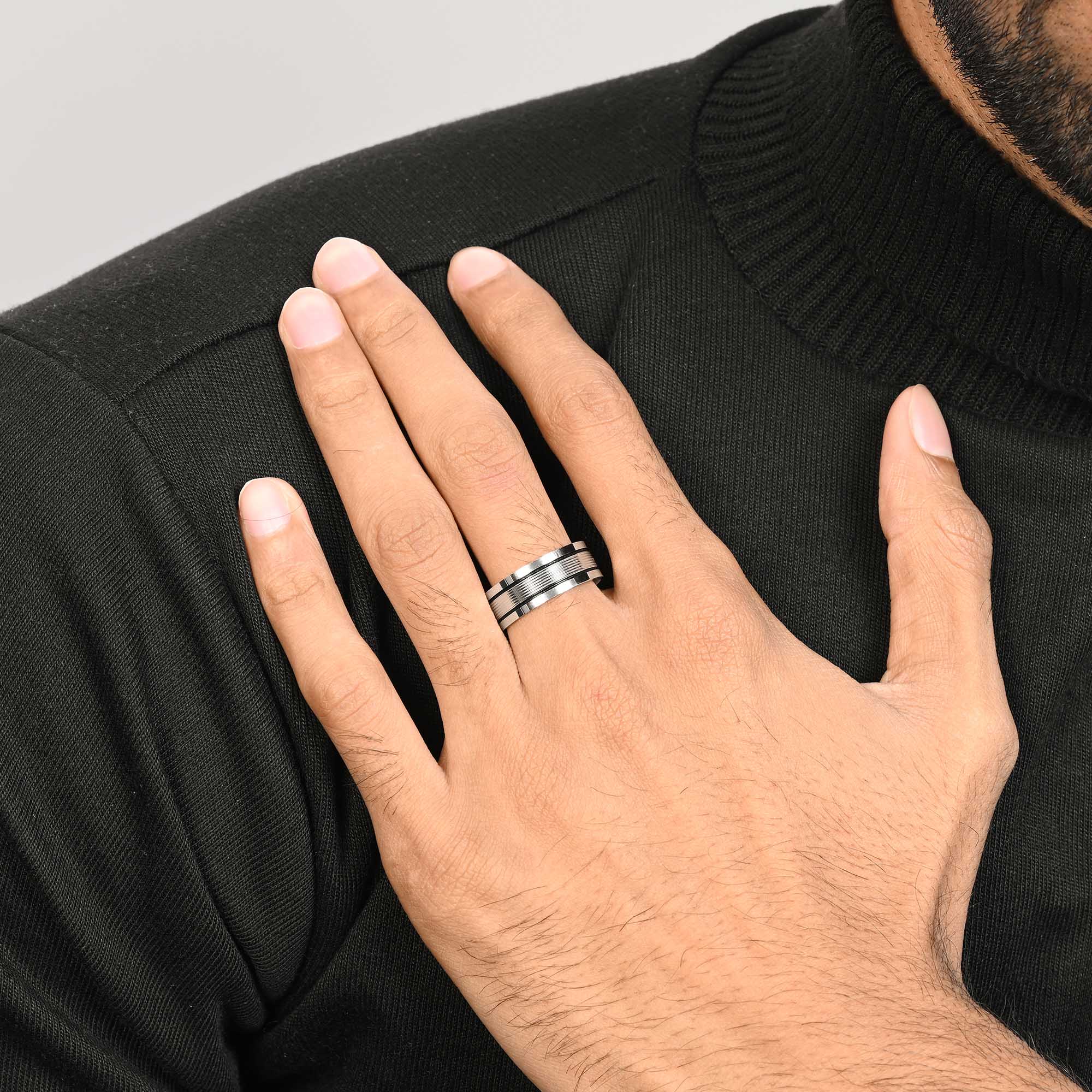 Linear Groove Silver Ring - Image 2