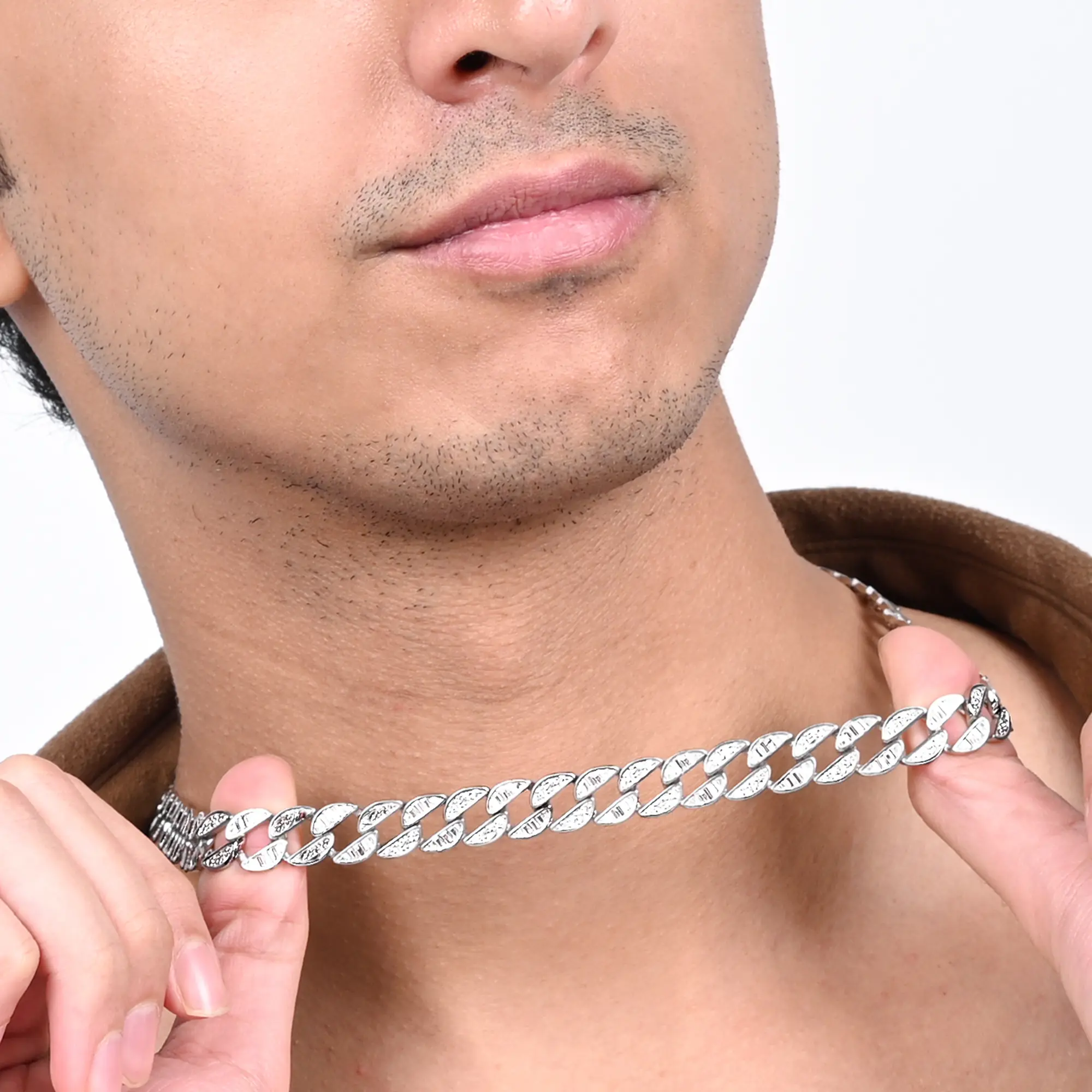 Studded Silver Chunky Chain - Image 3