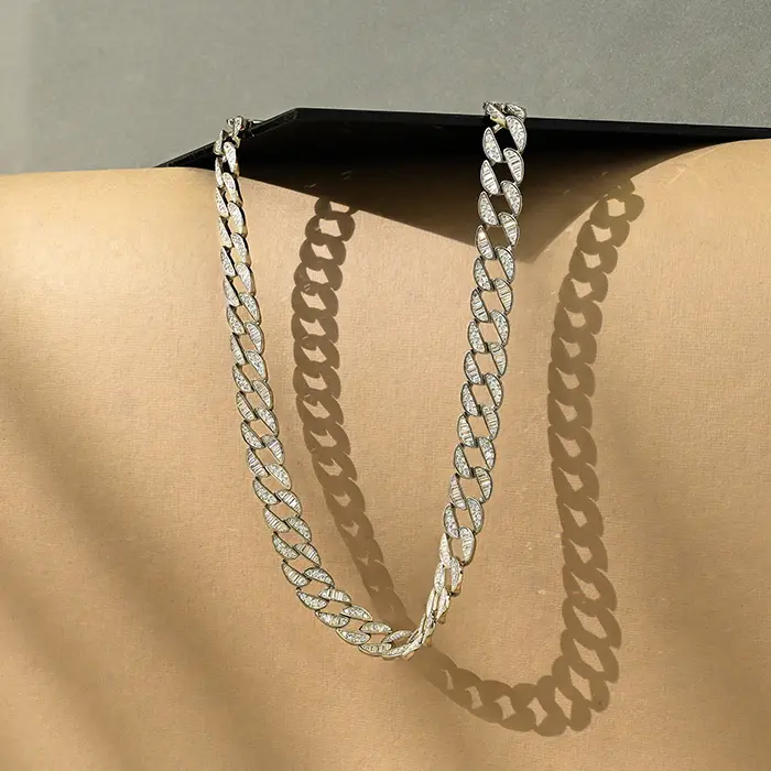 Studded Silver Chunky Chain - Image 4