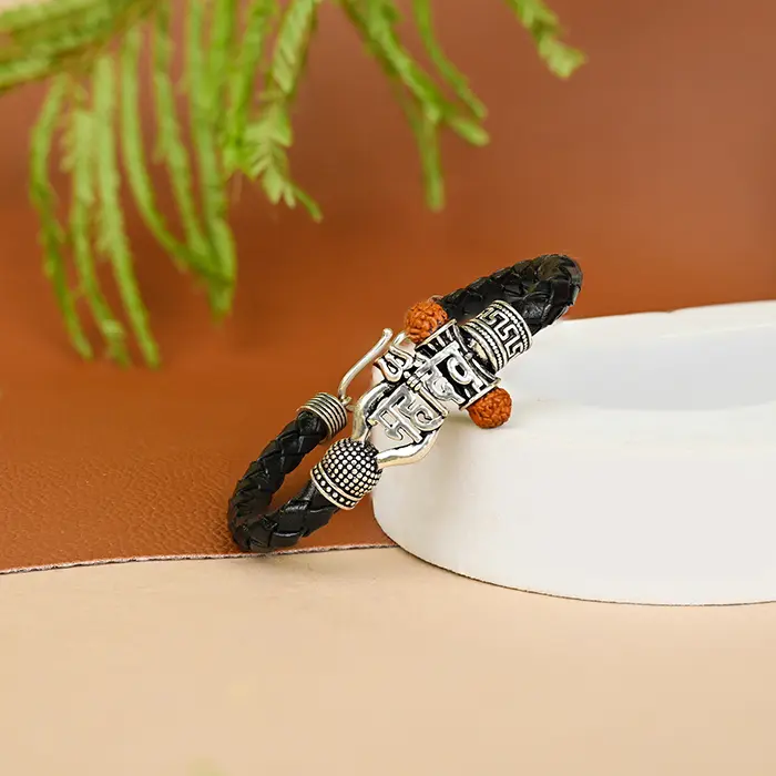 Mahadev Engraved Silver Bracelet - Image 4