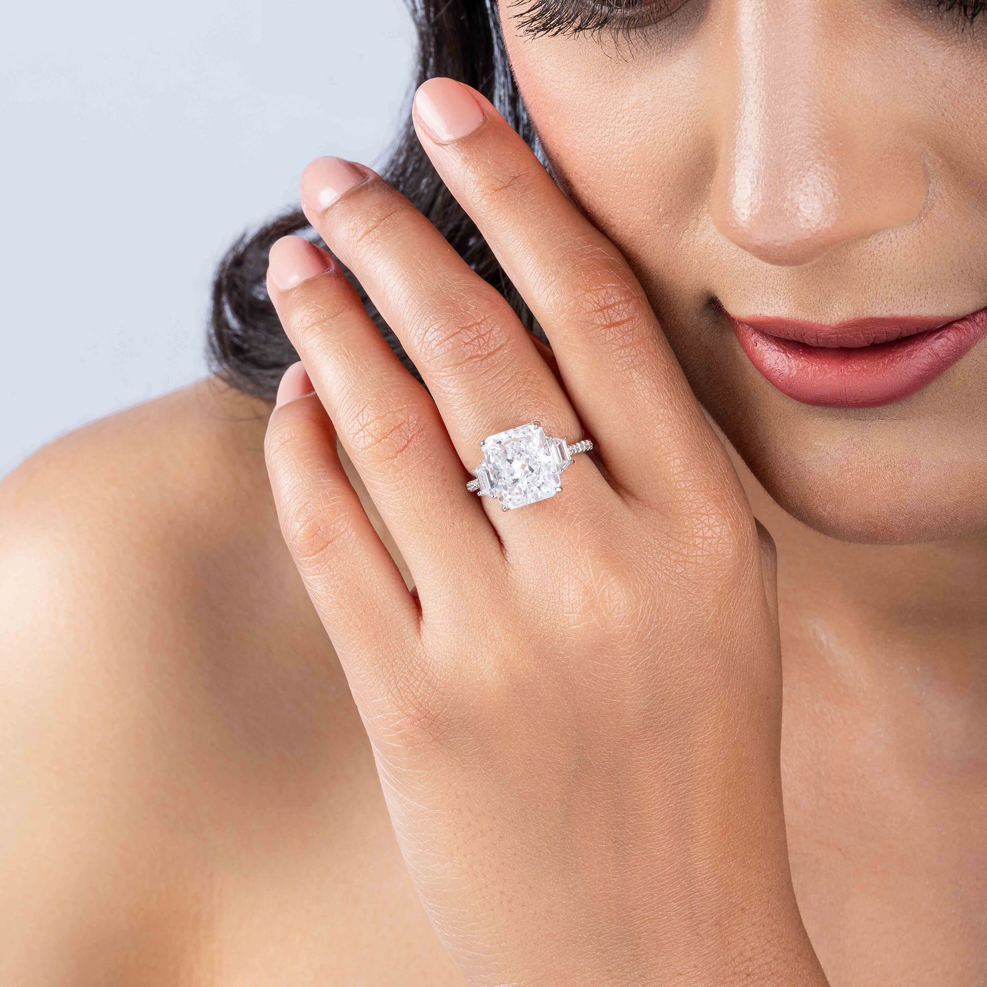 Majestic Three Stone Ring - Image 3