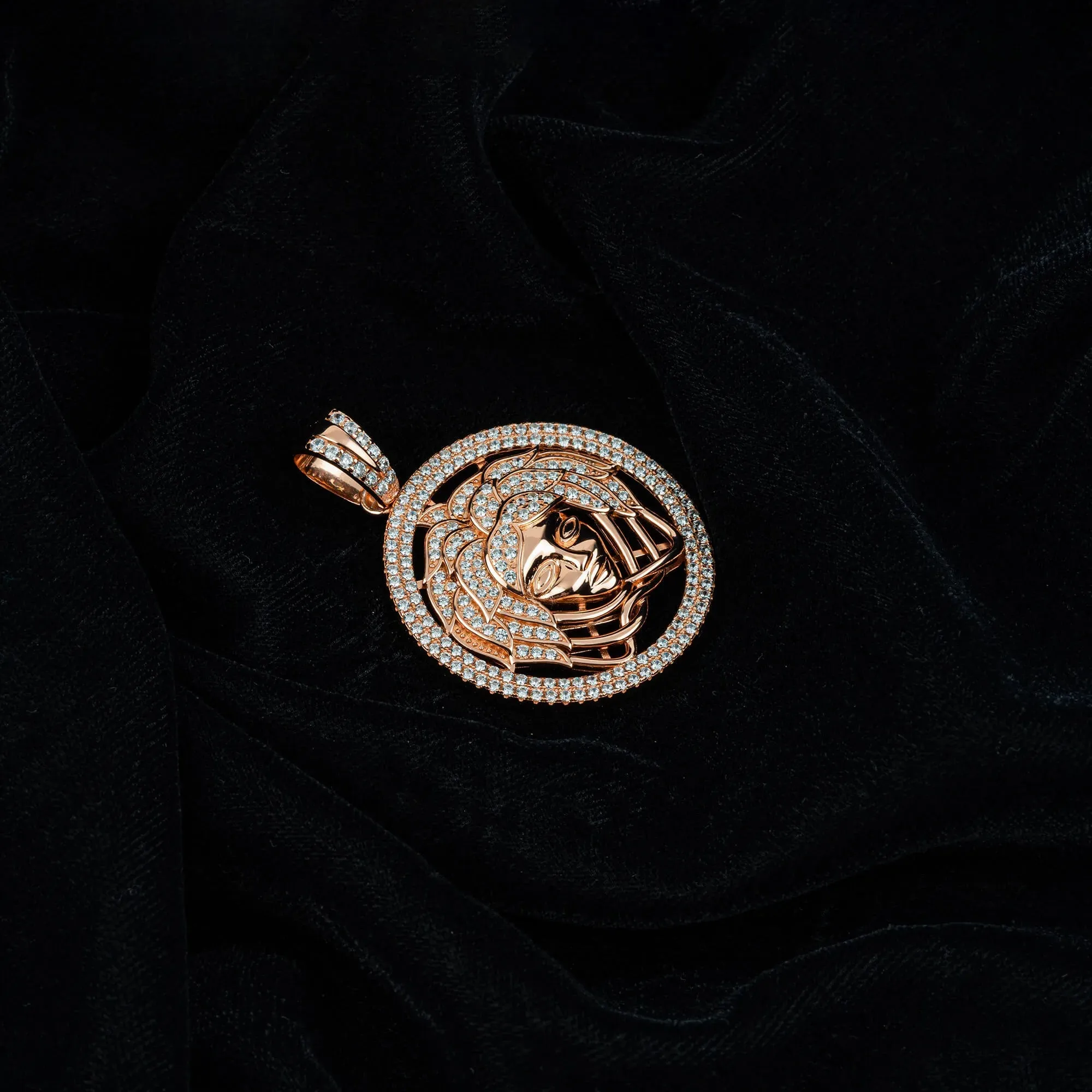 Medusa Legacy Locket - Image 10