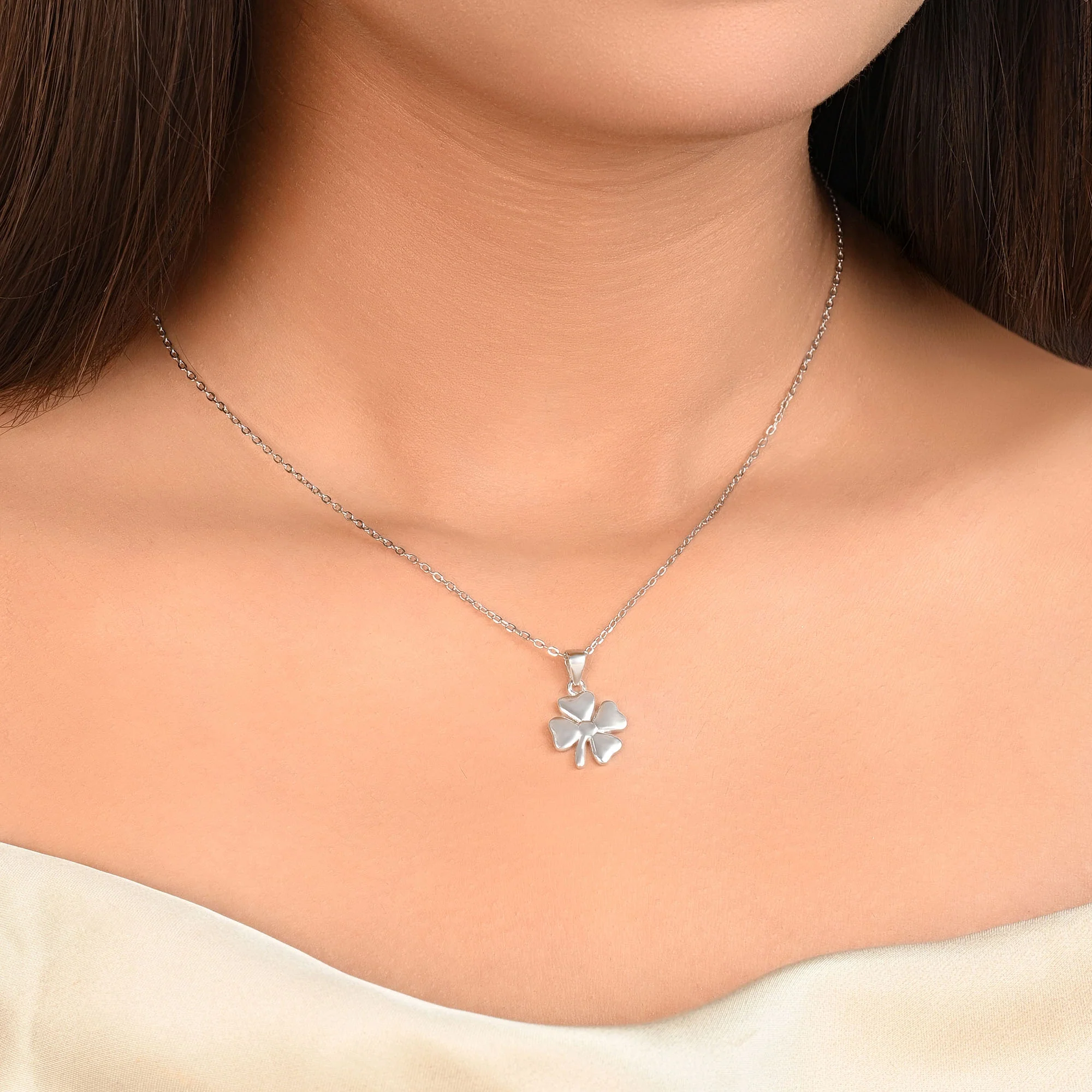 Minimal Clover Charm Necklace