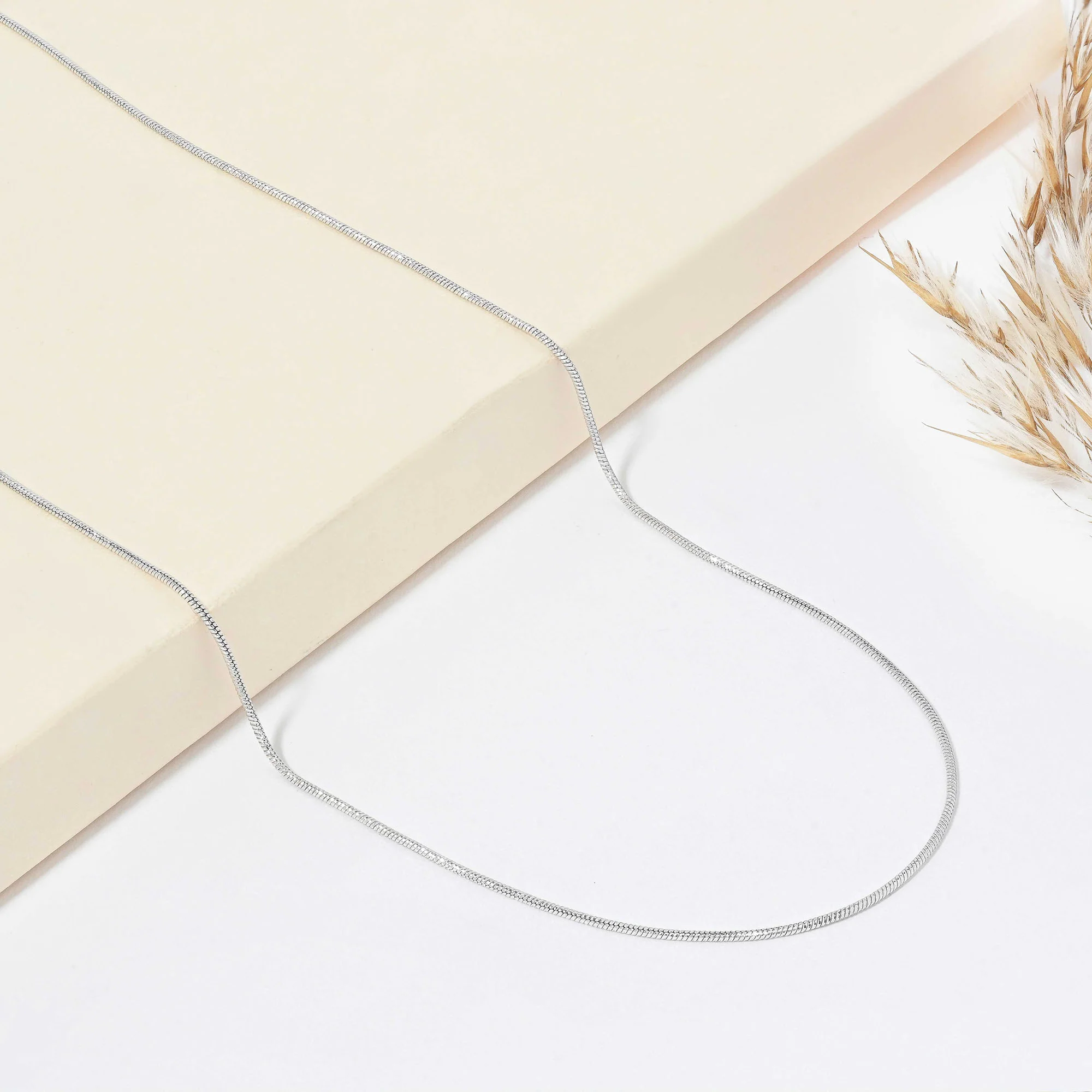 Minimal Snake Chain