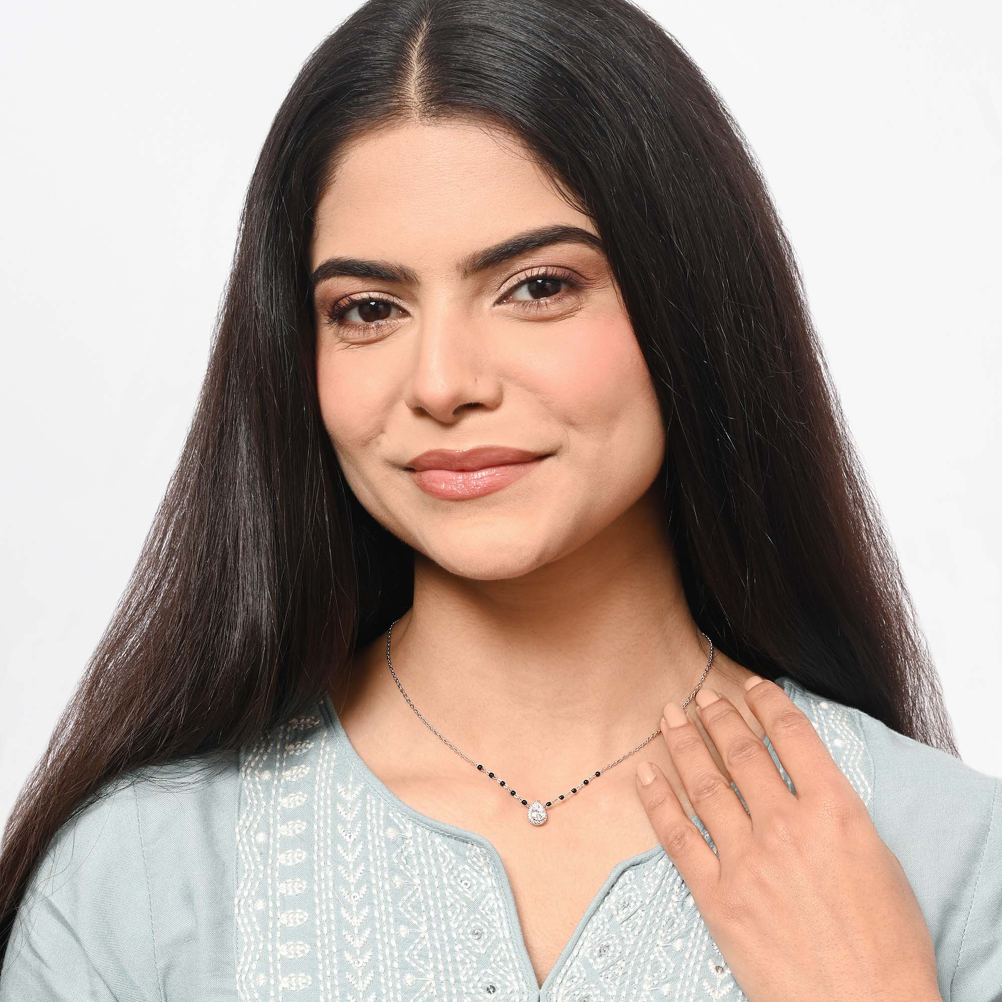 Noor Pear Halo Mangalsutra - Image 3
