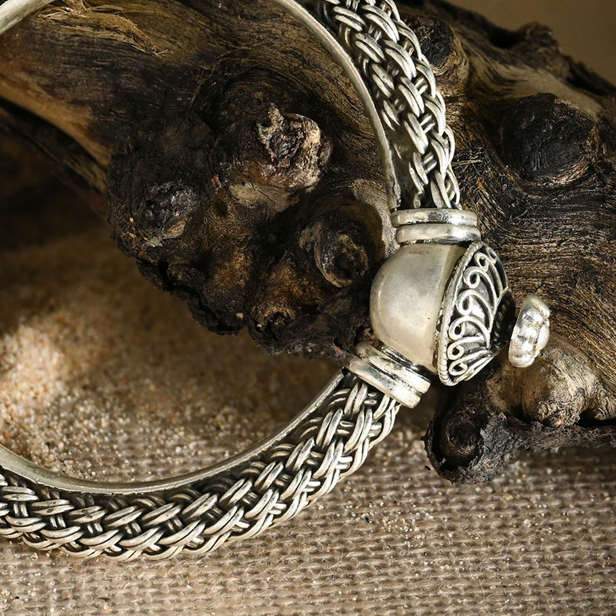 Ornamental Woven Silver Kada - Image 4