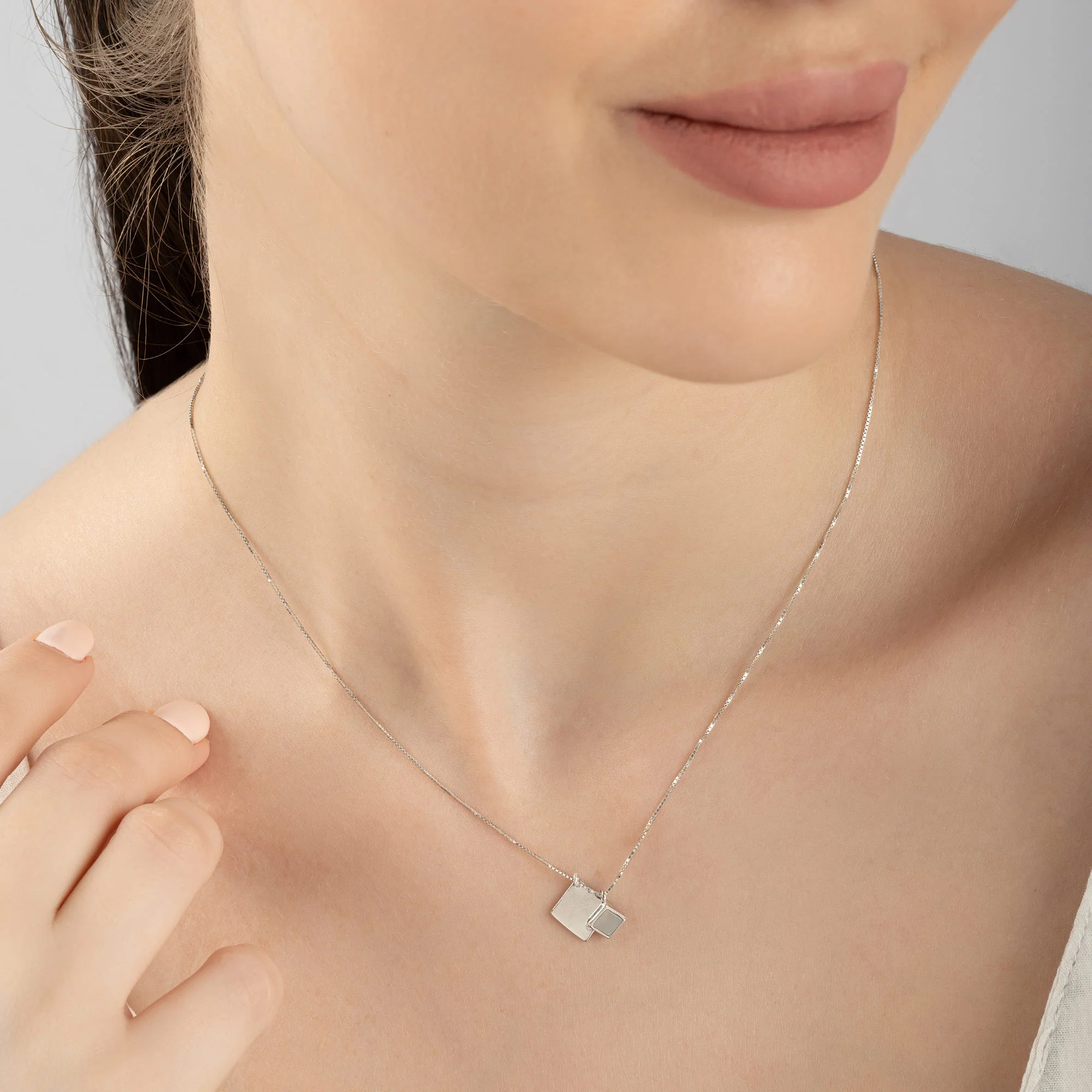 Overlapping Squares Necklace - Image 3
