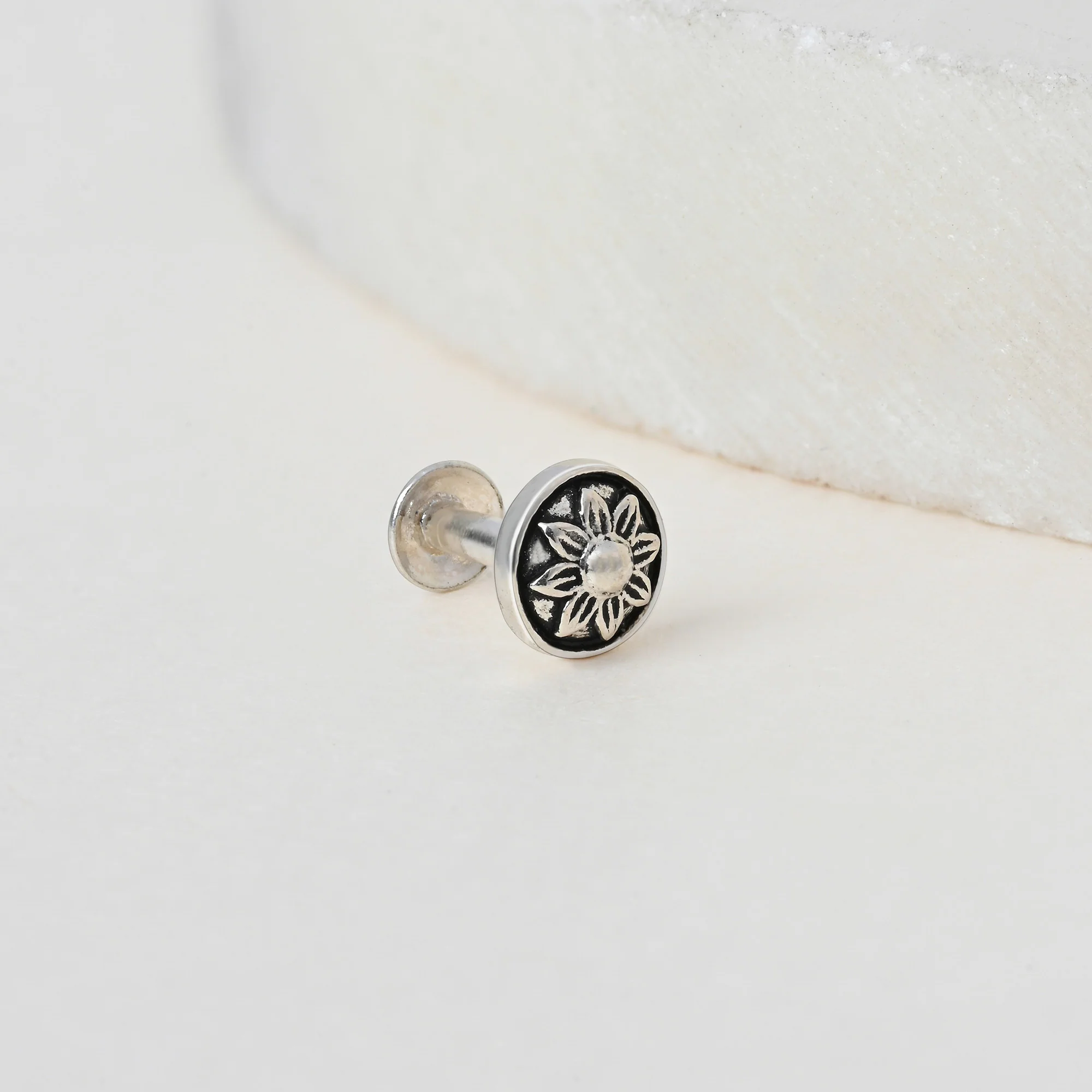 Oxidised Floral Mandala Nose Pin - Image 3