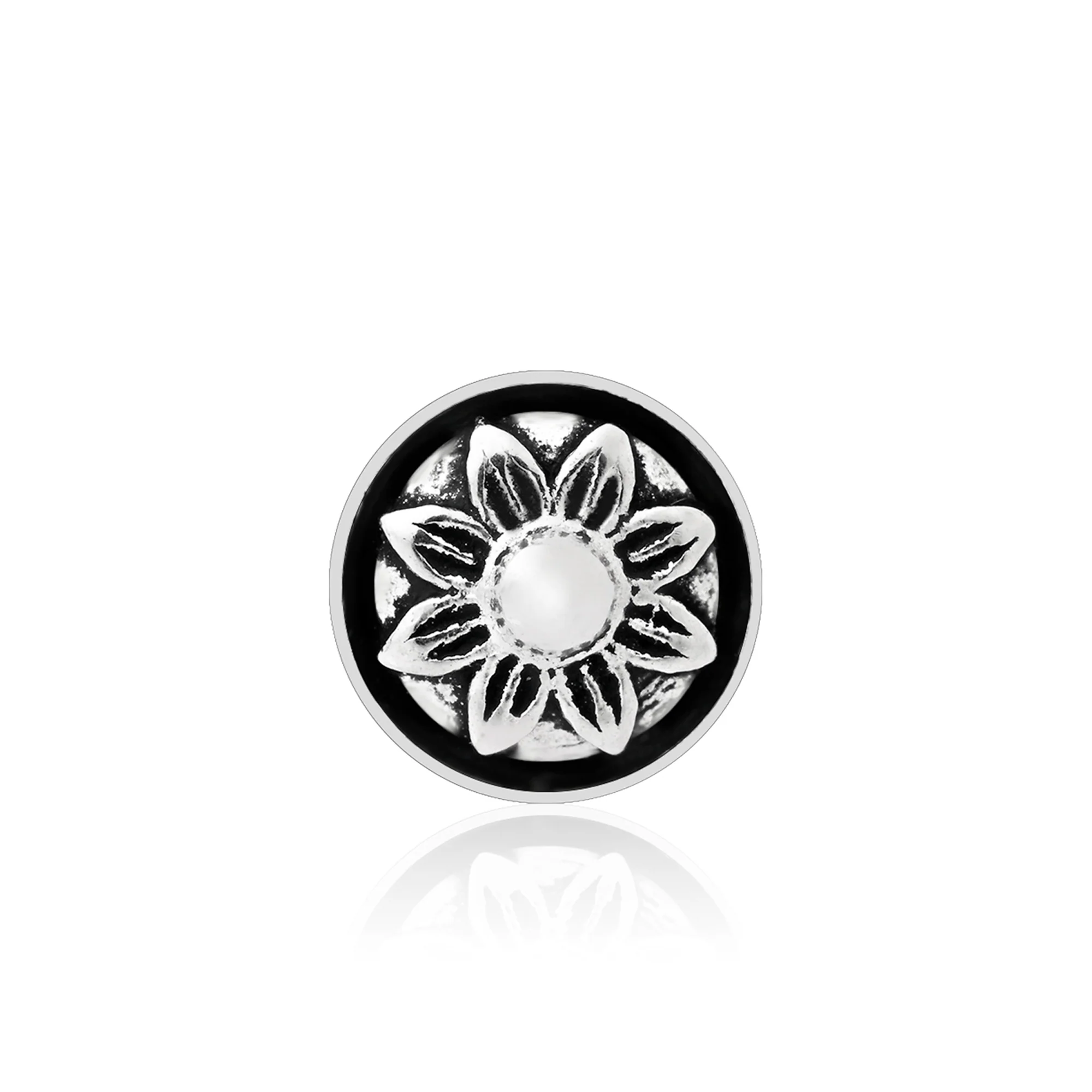 Oxidised Floral Mandala Nose Pin - Image 4