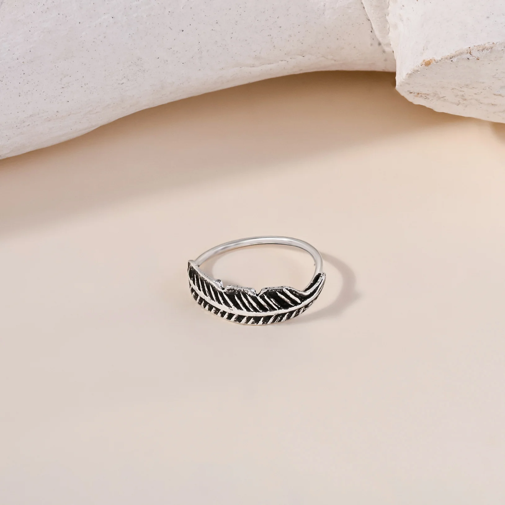 Oxidized Leaf Nose Ring - Image 6