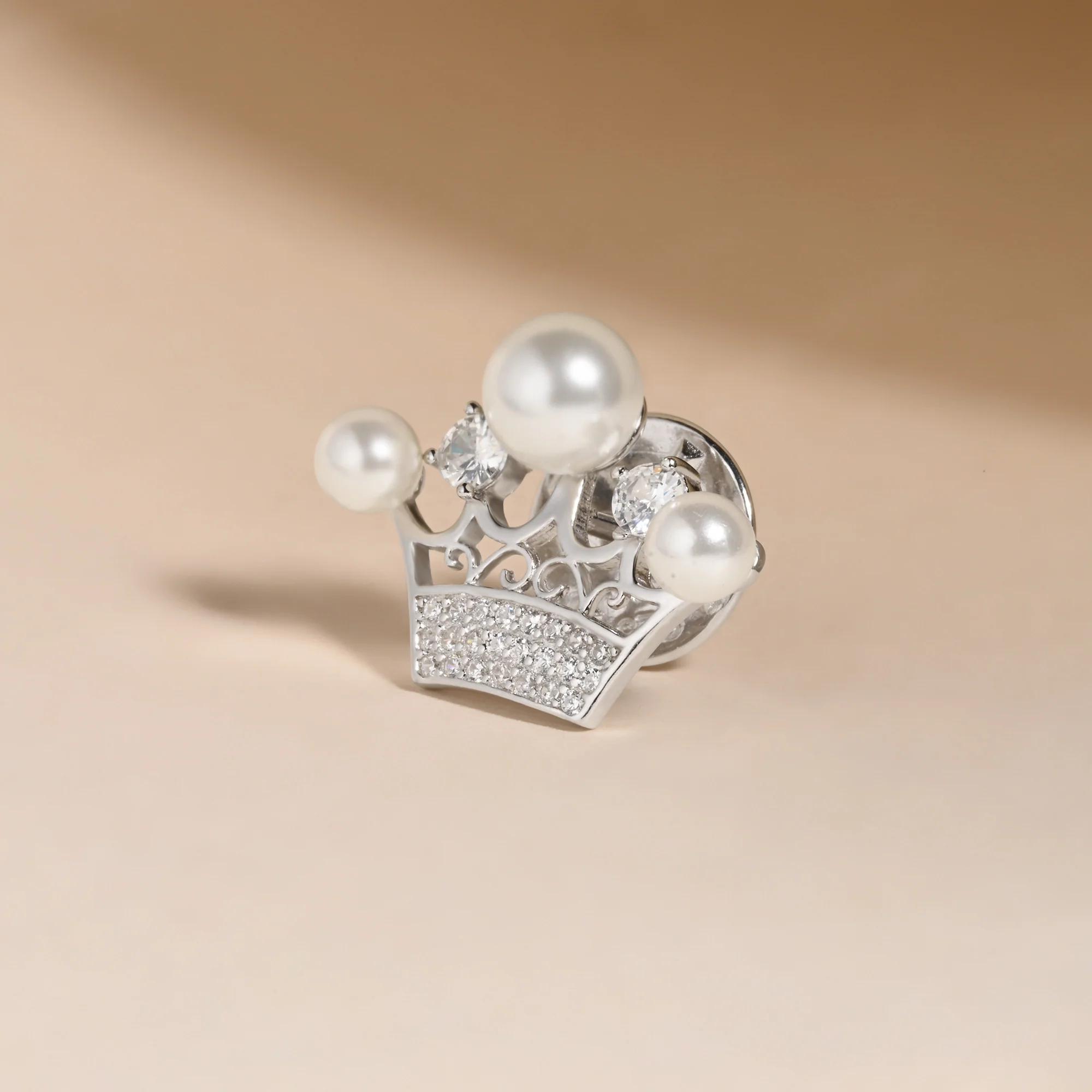 Pearl Crown Silver Brooch - Image 3