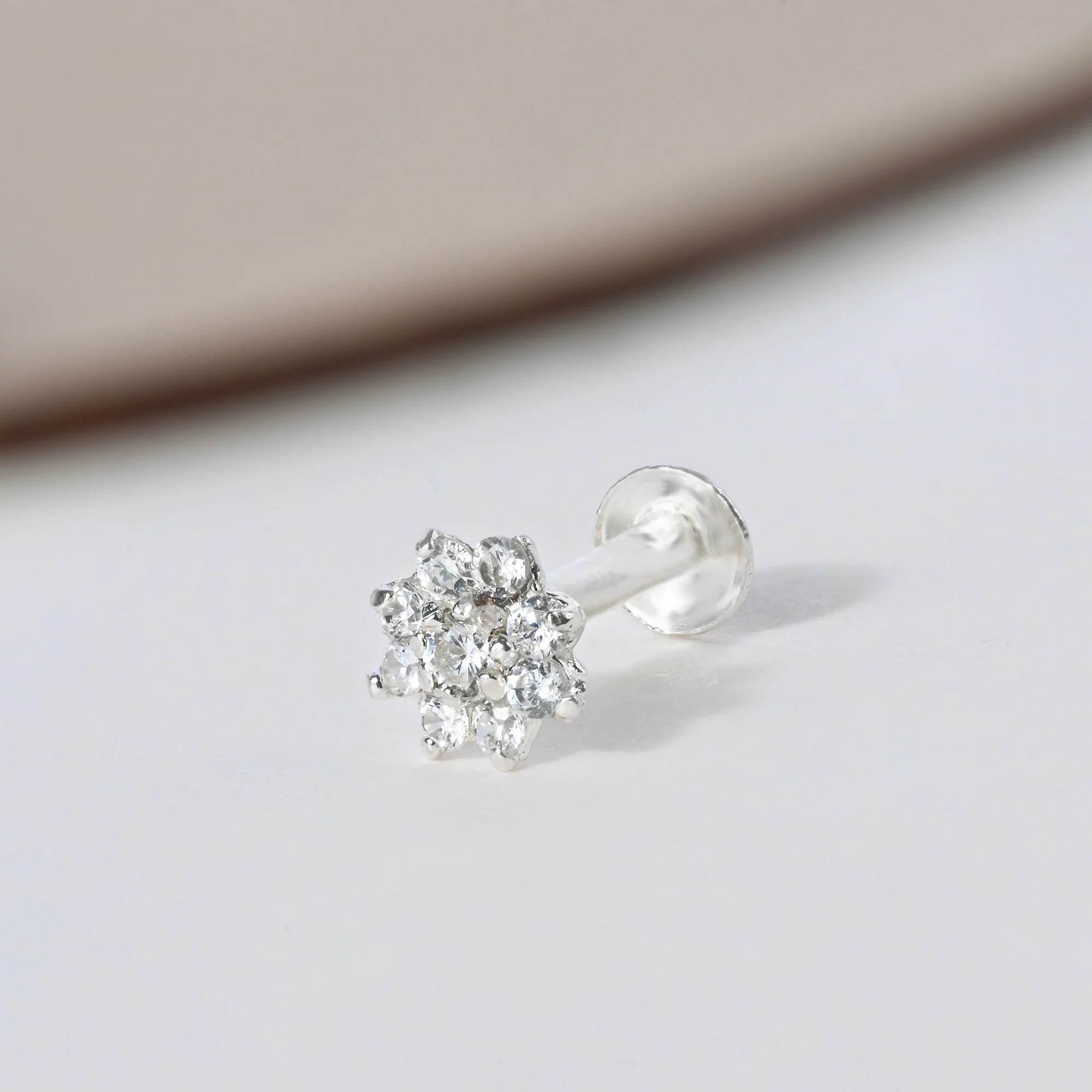 Petal Cluster Silver Nose Pin - Image 3