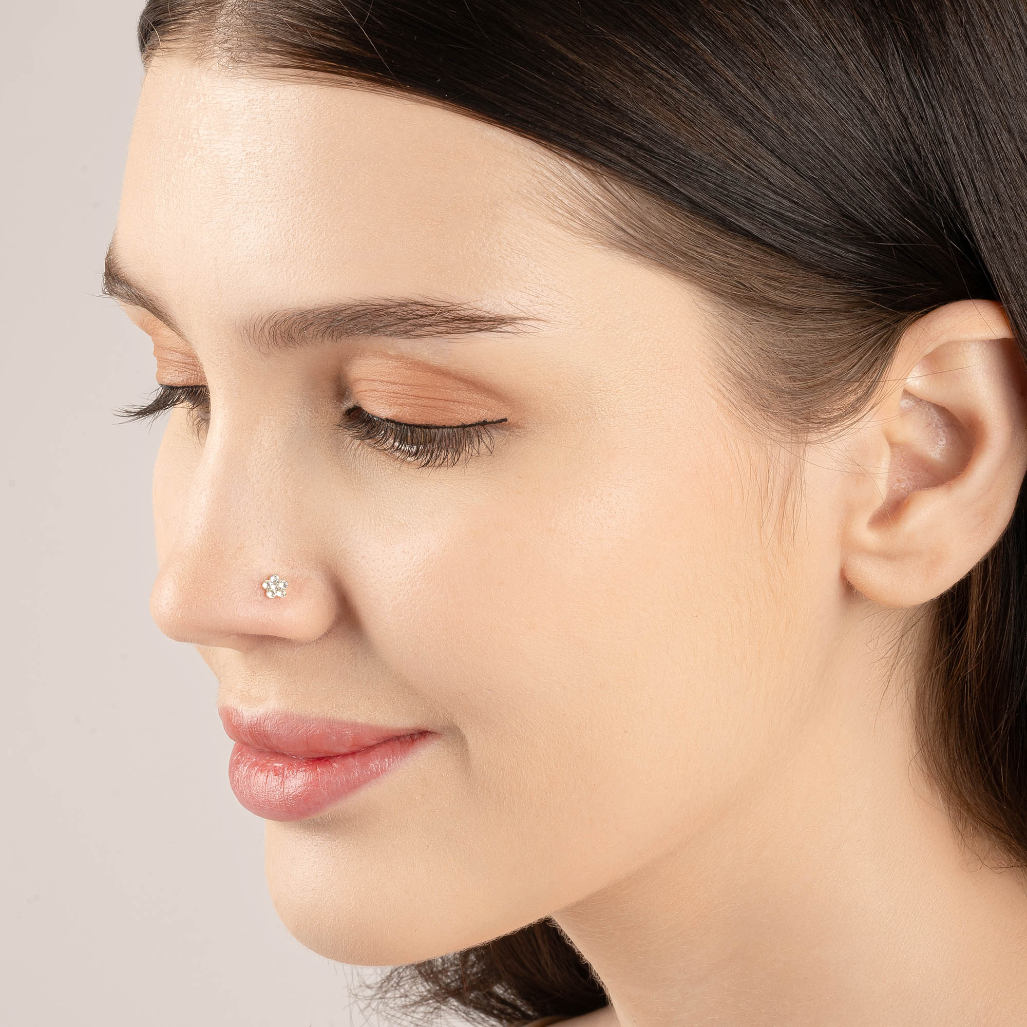 Petal Glow Nose Pin - Image 3