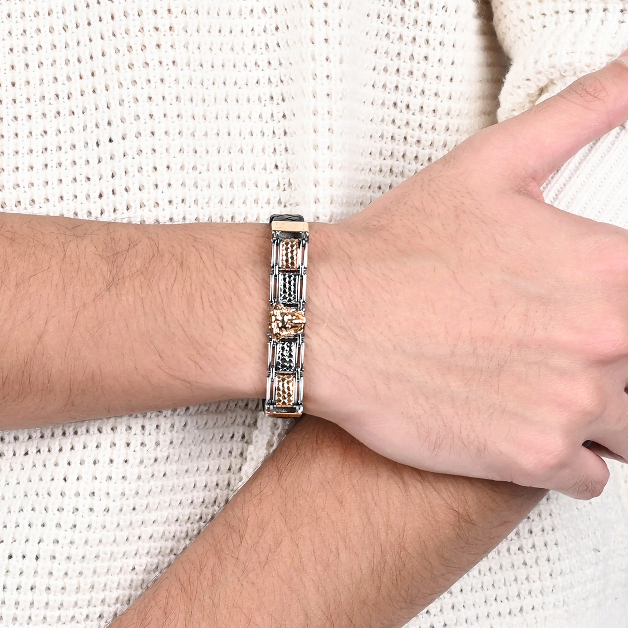 Regal Edge Fusion Bracelet - Image 3