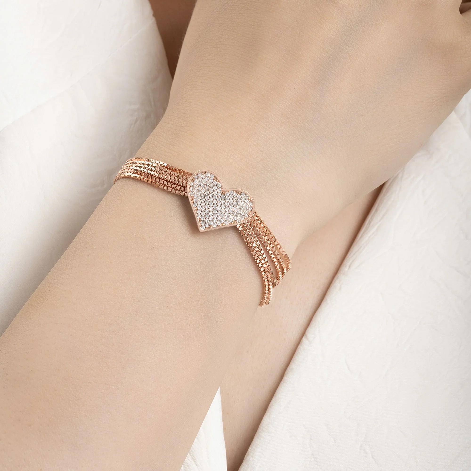 Romantic Radiance Bracelet - Image 3