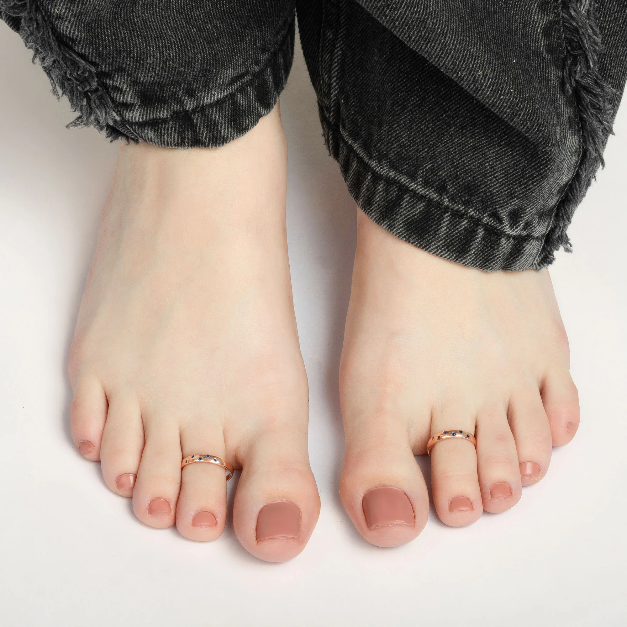 Rosé Droplets Toe Ring - Image 9