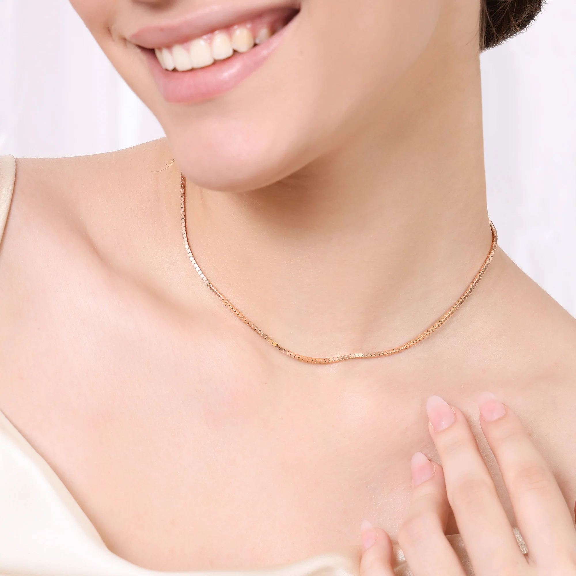 Rosy Blush Link Chain - Image 4