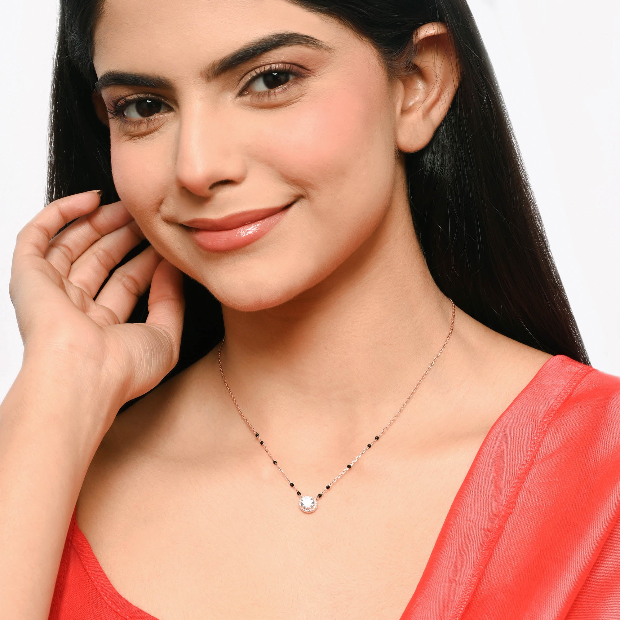 Round Halo Mangalsutra - Image 11