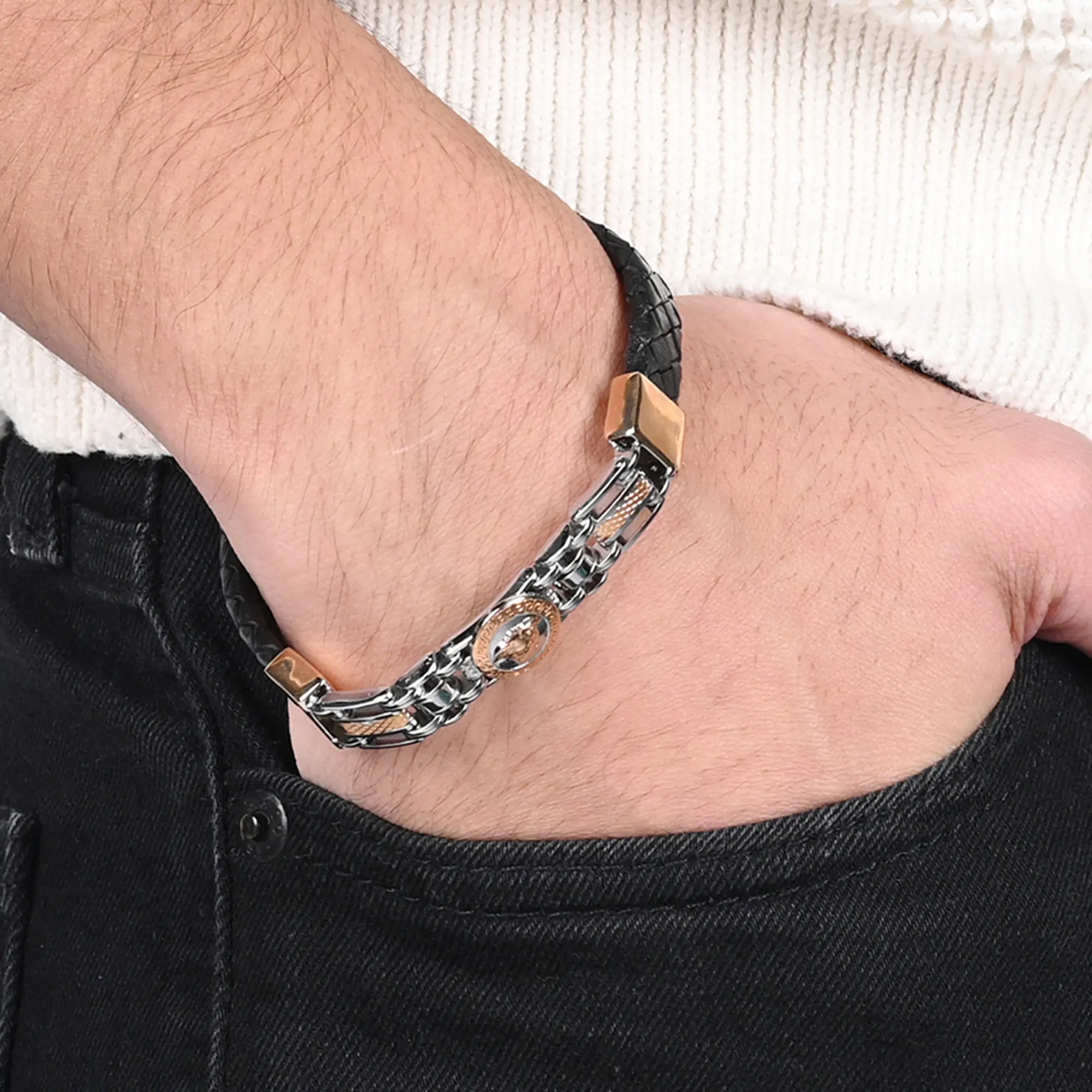 Shadow Gleam Bracelet - Image 4