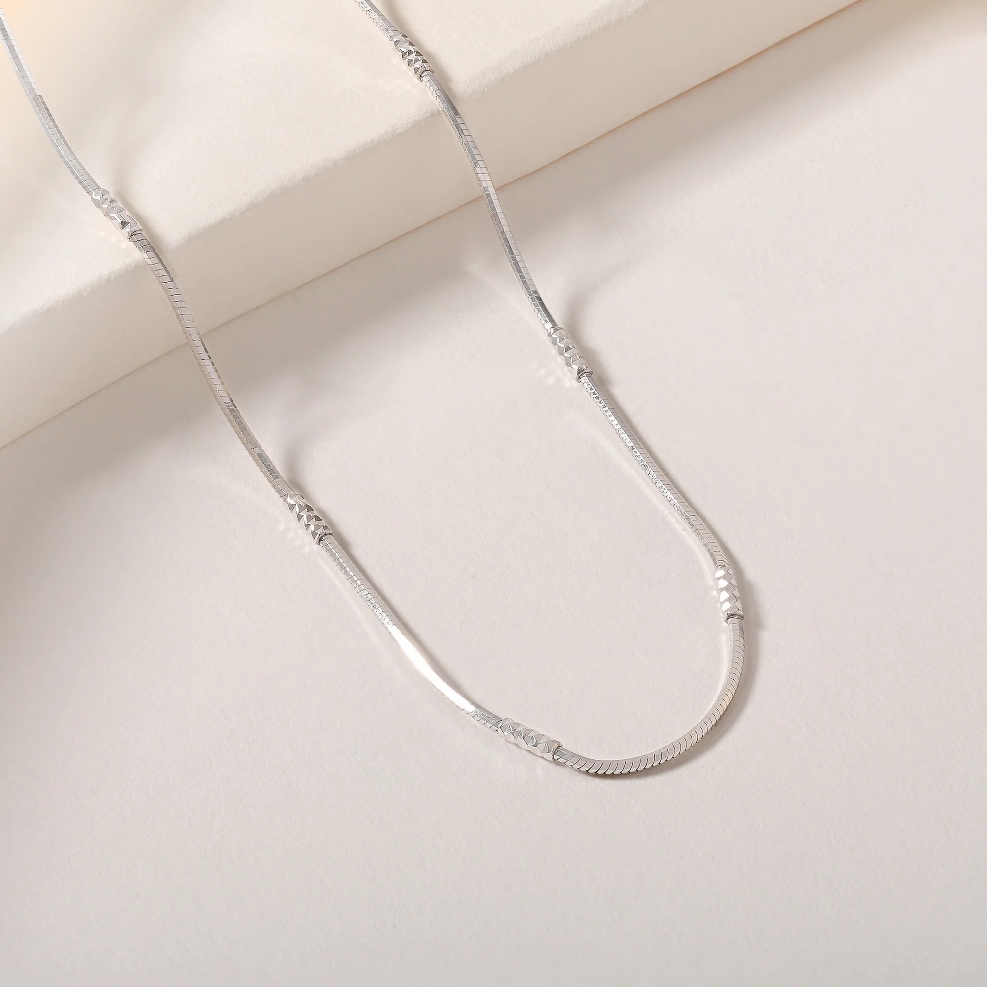Sleek Chain