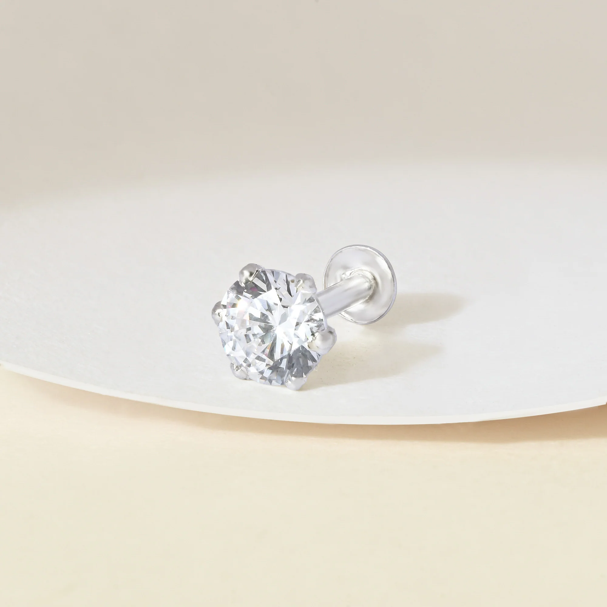 Solitaire Glow Silver Nose Pin - Image 3