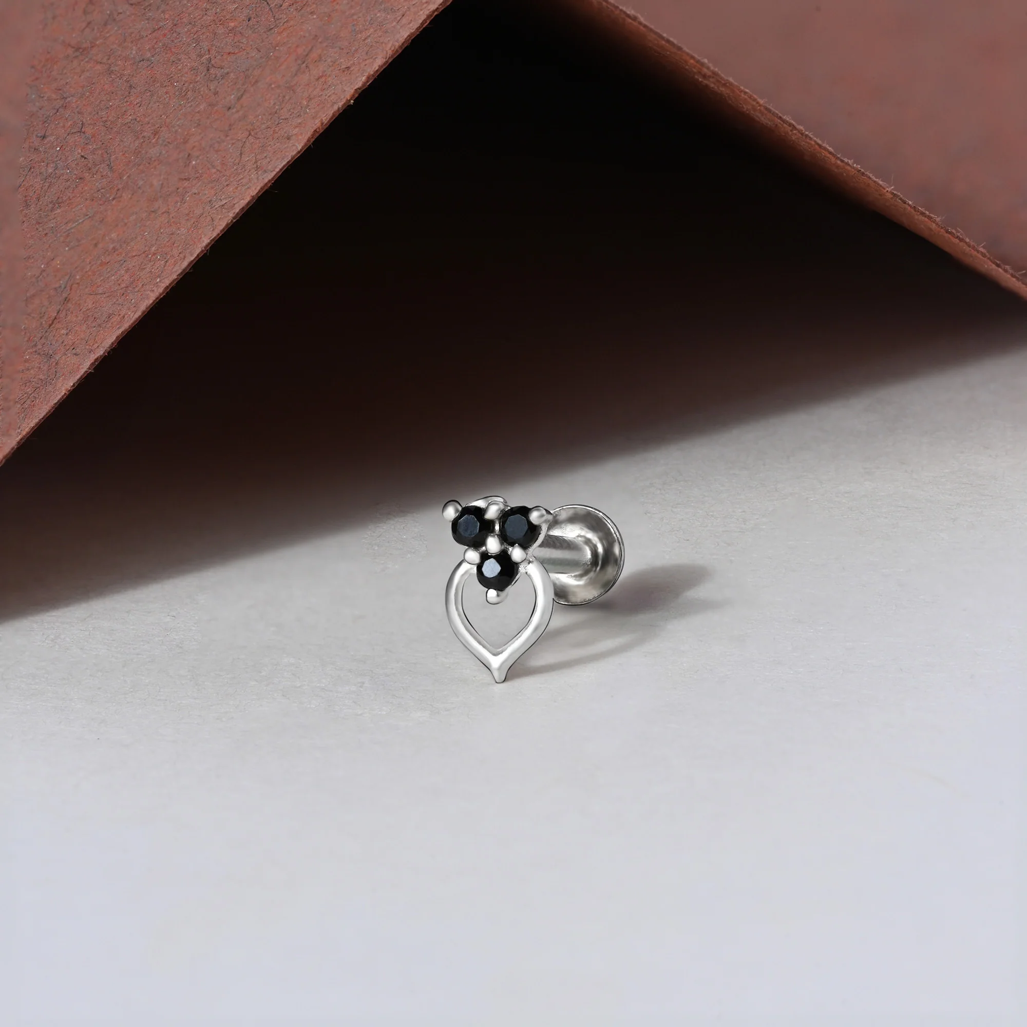 Trio Spark Heart-Drop Silver Nose Pin