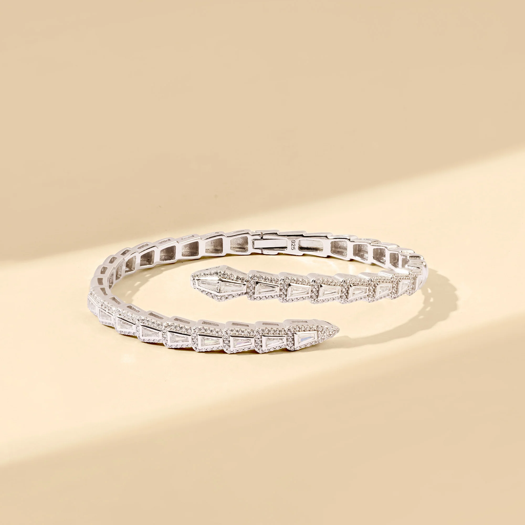 Trion Edge Silver Kada - Image 8