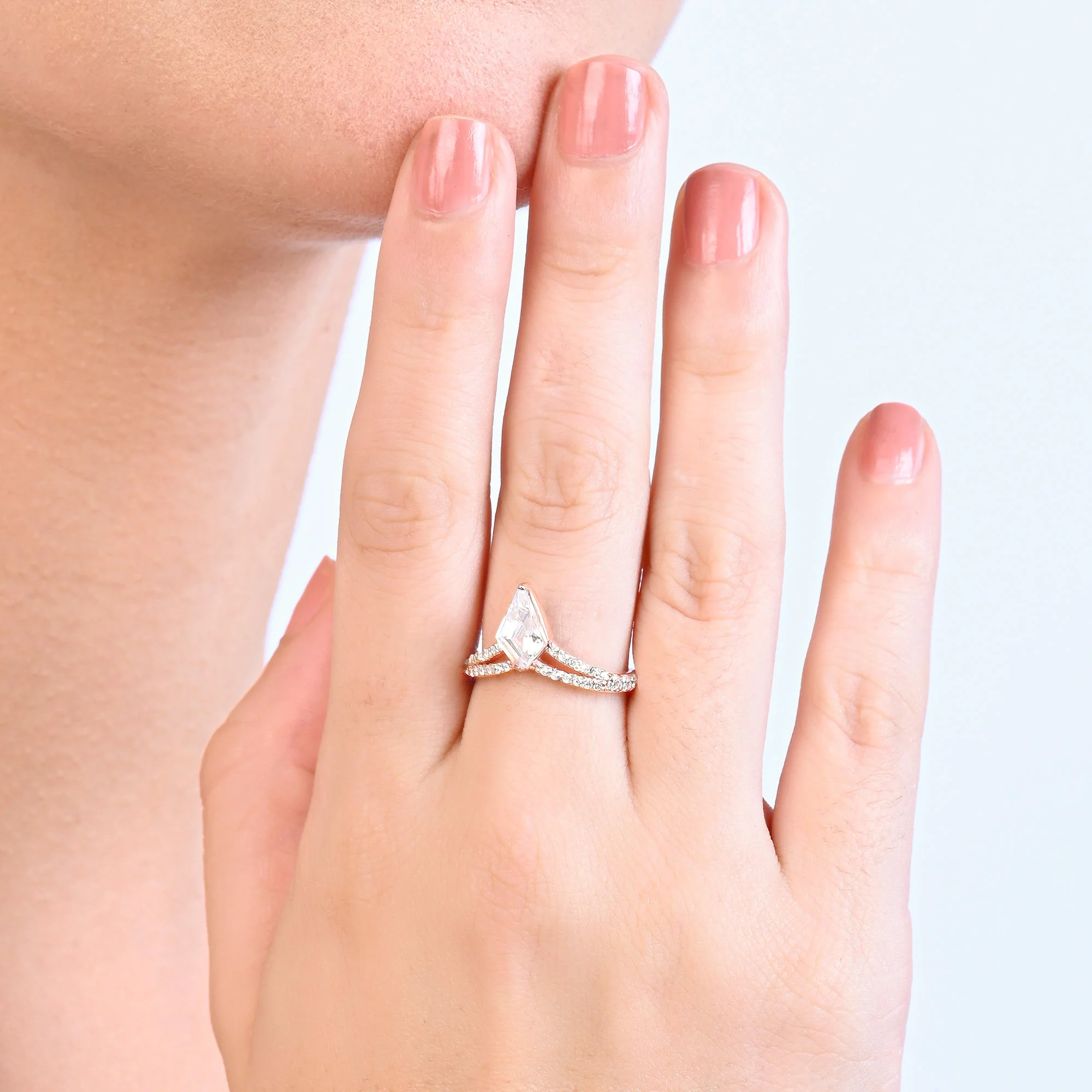 Viora Silver Ring - Image 8